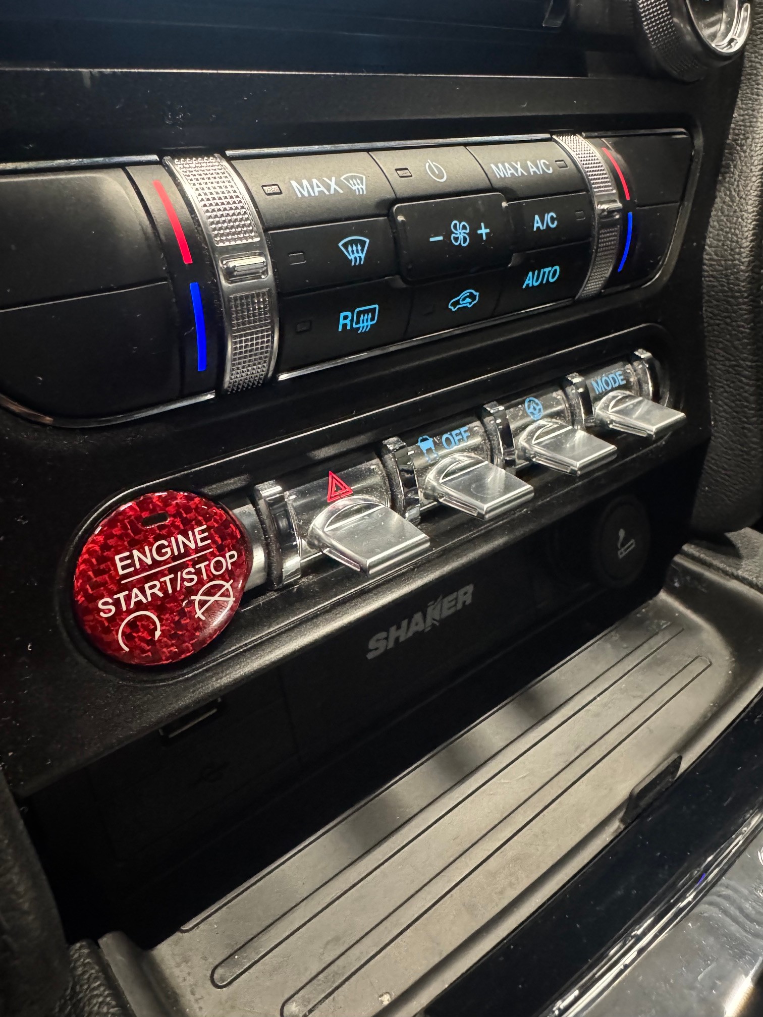 FORD Mustang Fastback 5.0 V8 GT * Perf. Pack-Recaro*-image-10