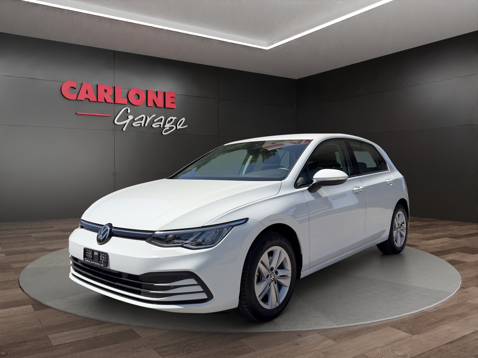 VW Golf VIII 1.5 TSI Life-image-6