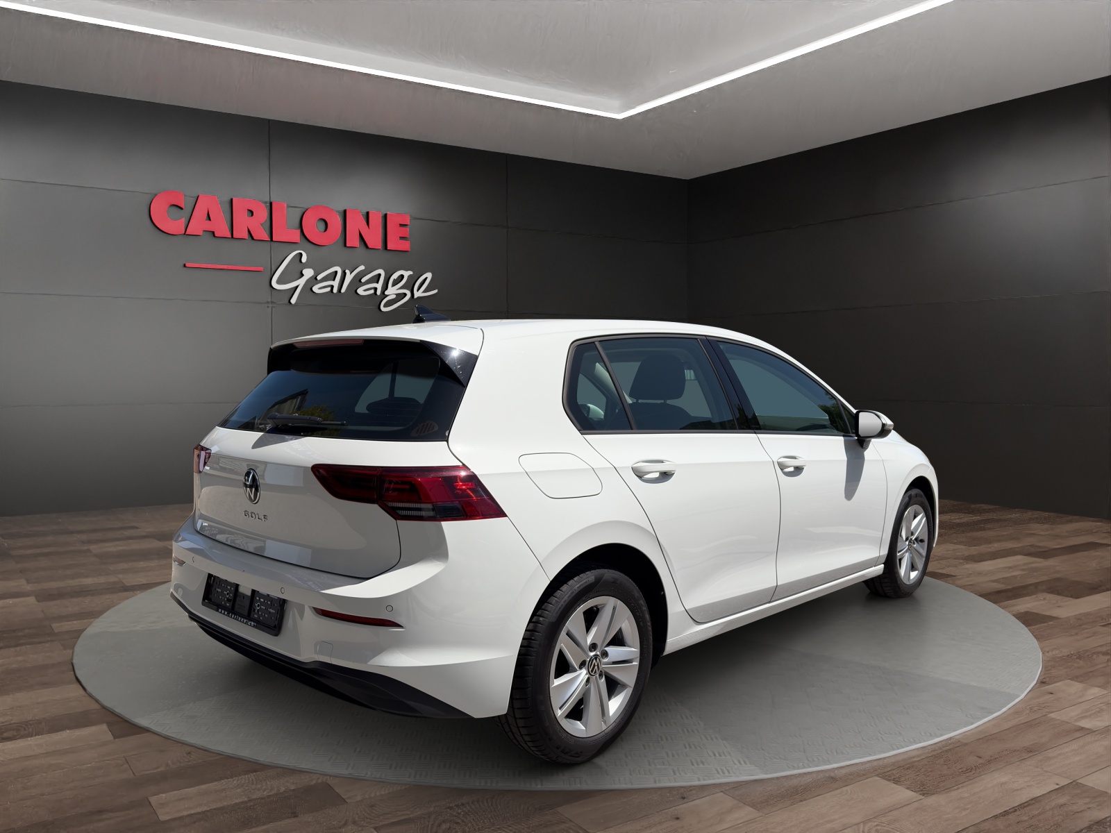 VW Golf VIII 1.5 TSI Life-showroom-element-2