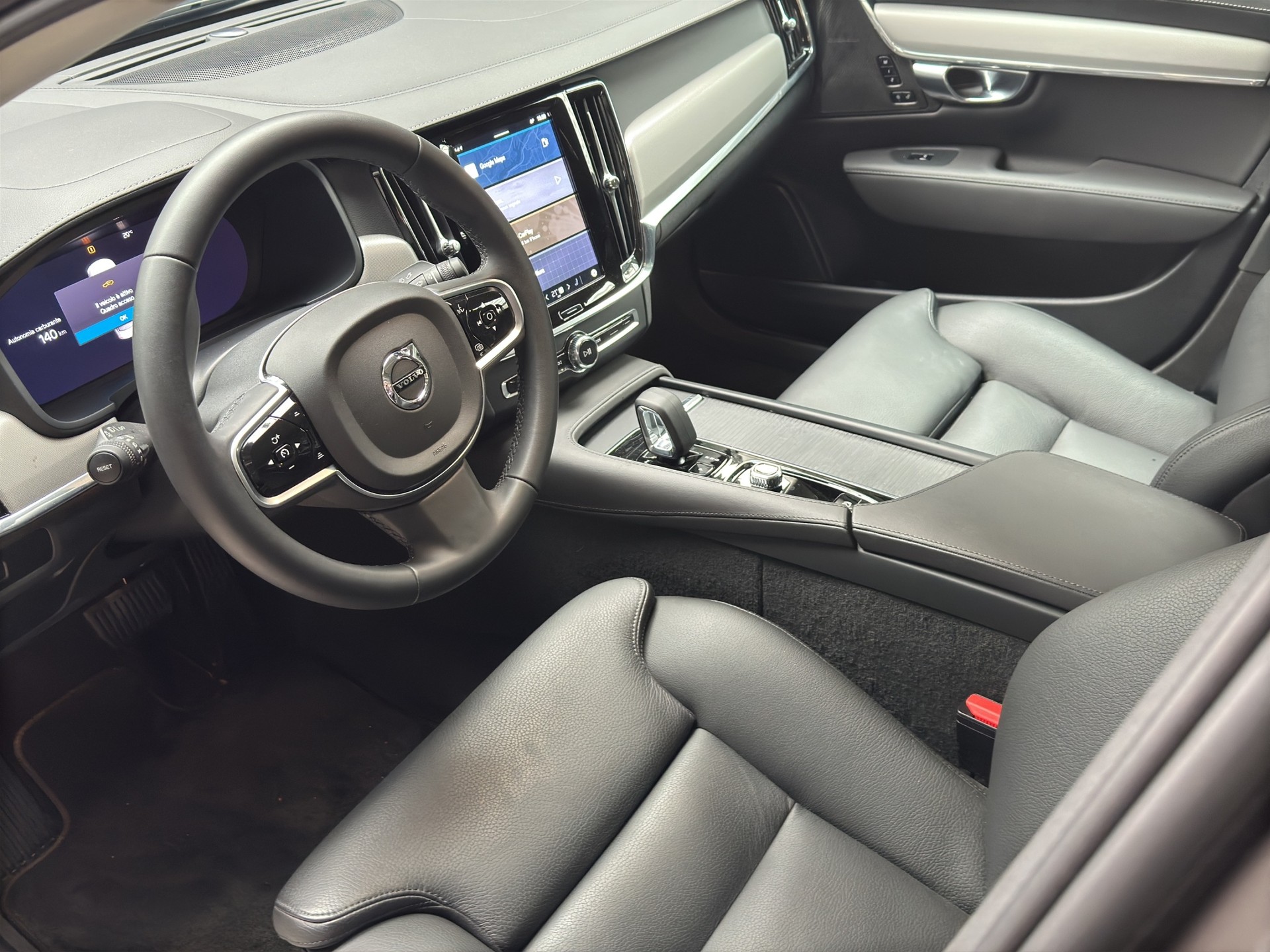 VOLVO S90 B4 Mild Hybrid Plus Bright Geartronic-image-6