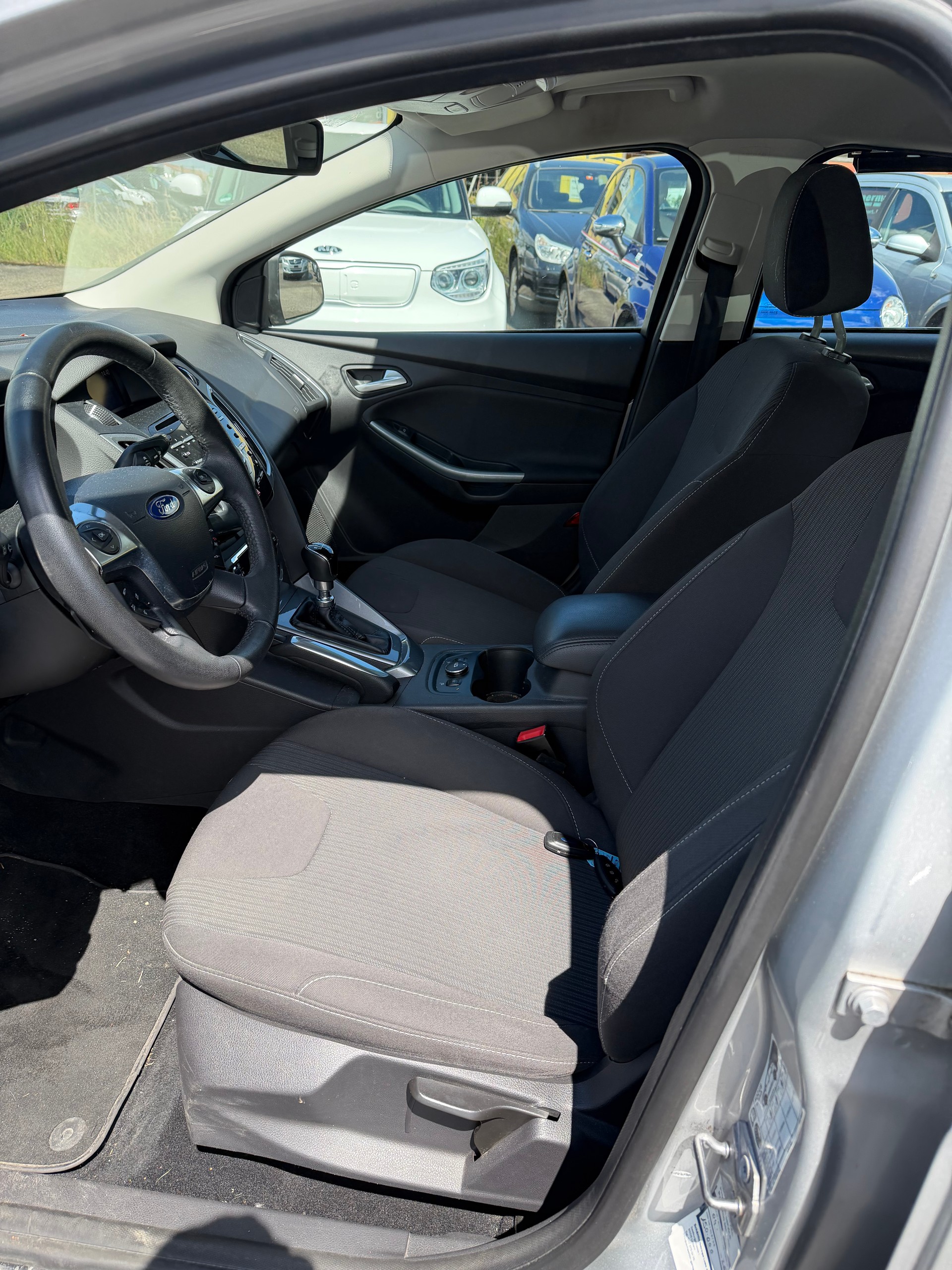 FORD Focus 1.6 SCTi Titanium-image-9