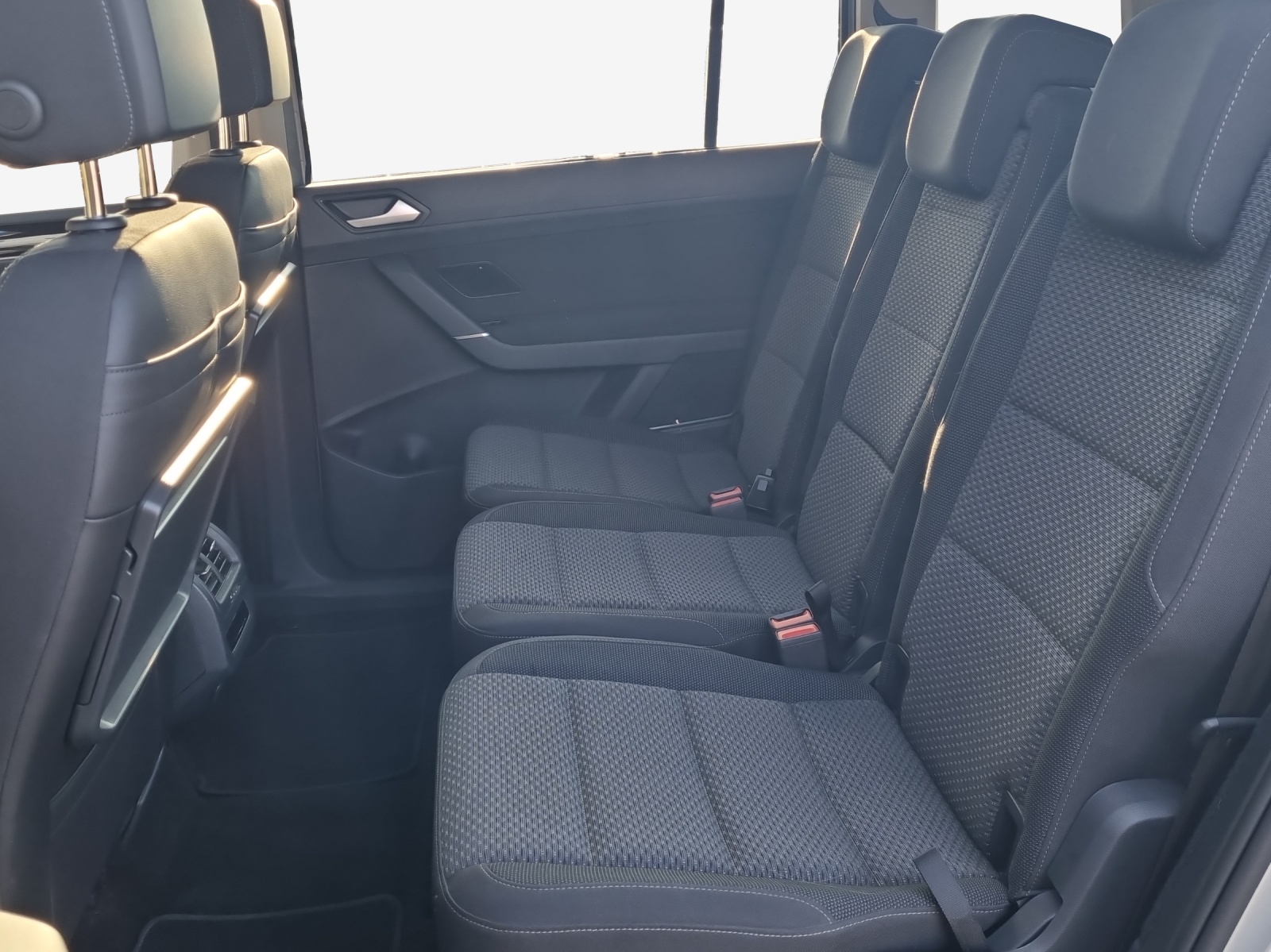 VW Touran 1.5 TSI EVO Comfortline United DSG-image-11
