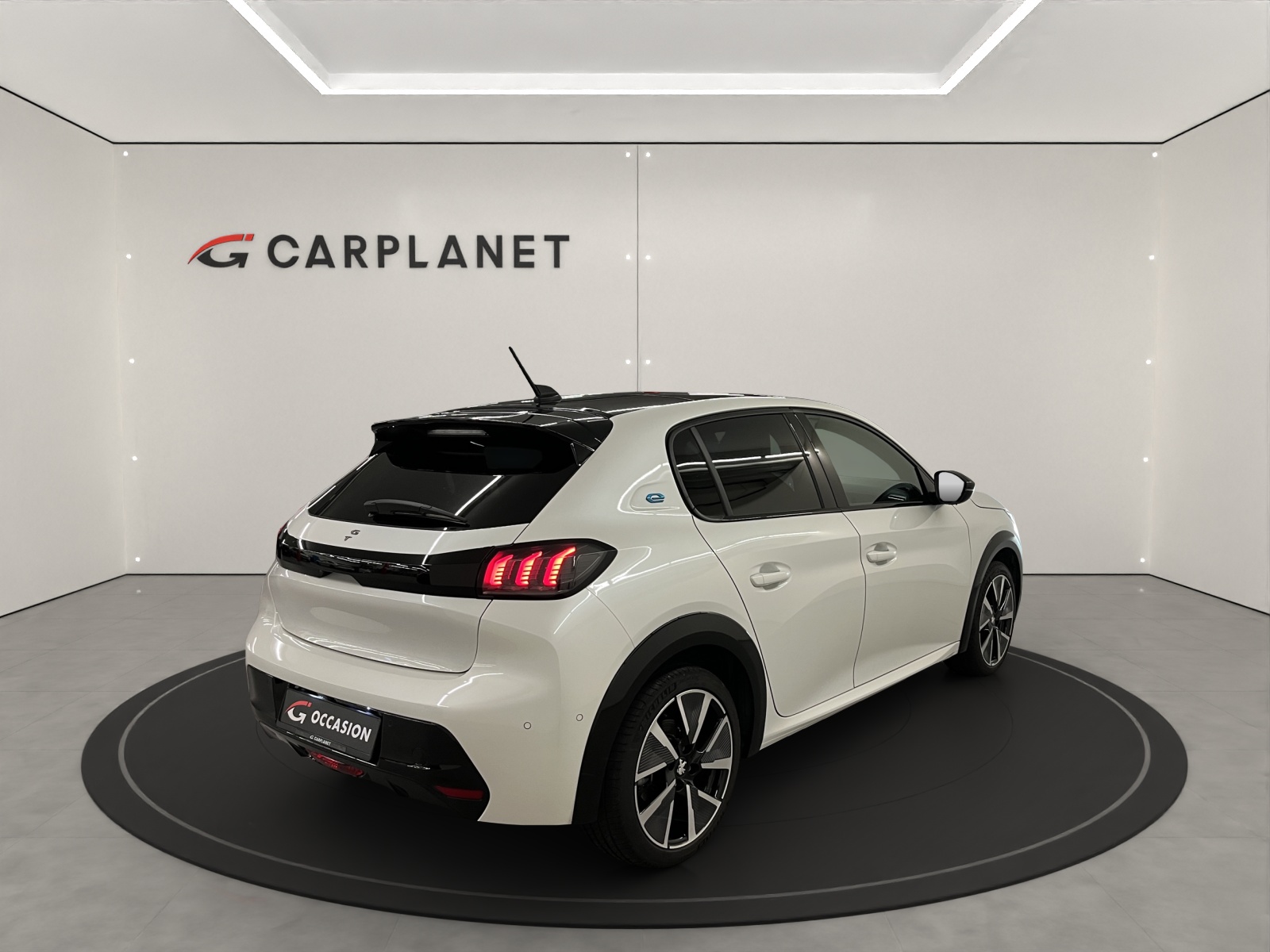 PEUGEOT 208-image-4