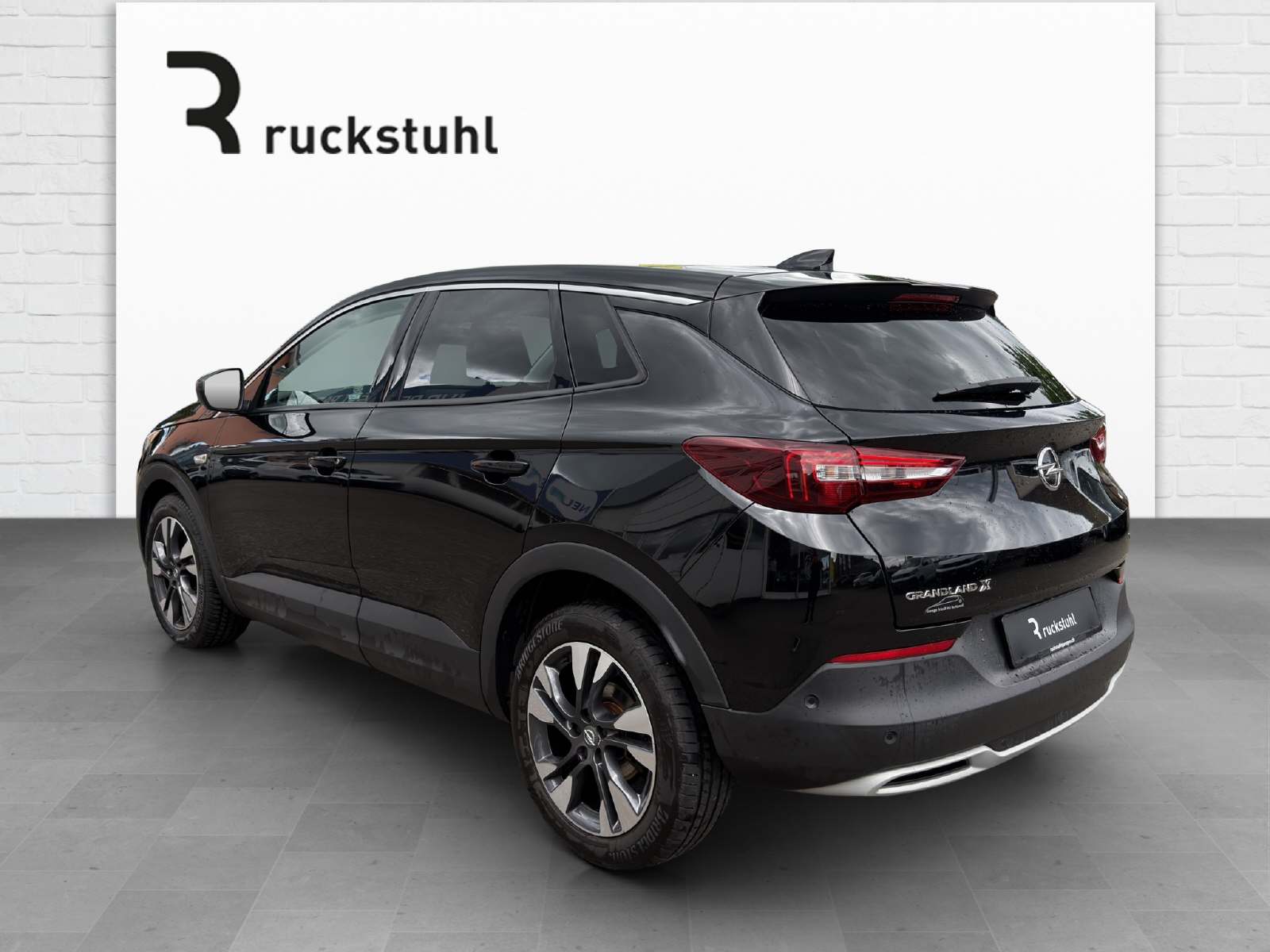 OPEL Grandland X 1.2i T Excellence-showroom-element-3