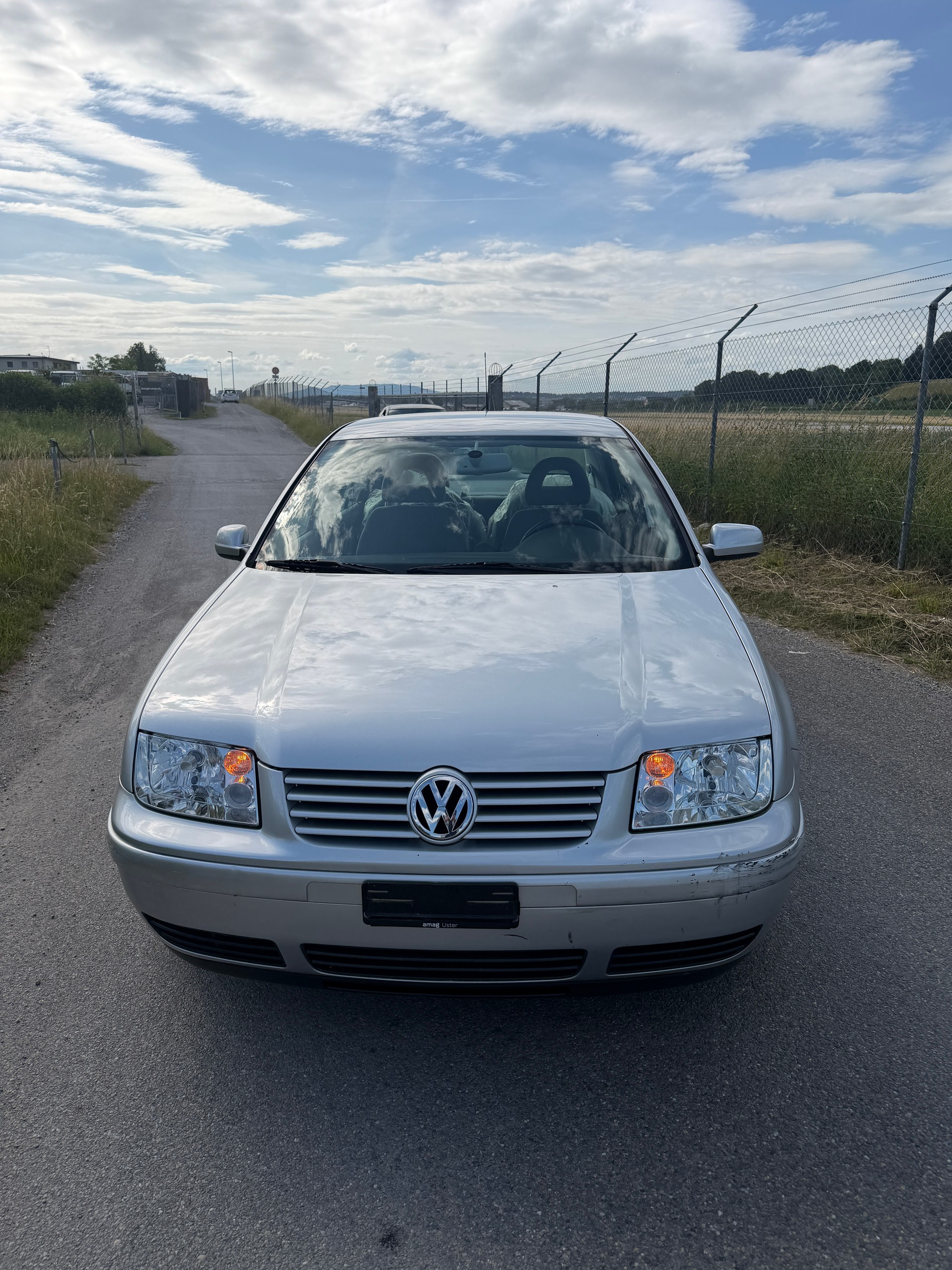 VW Bora 2.0 Comfortline-image-1