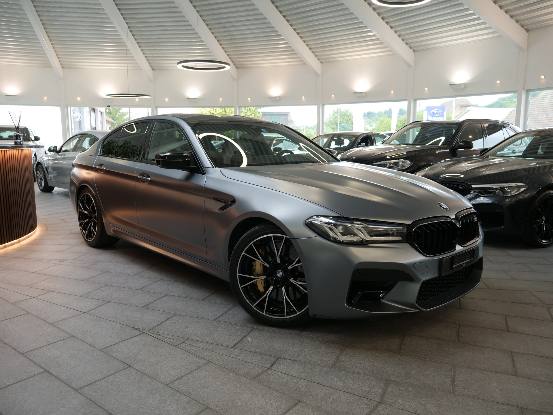 BMW M5 xDrive Competition Drivelogic-showroom-element-2