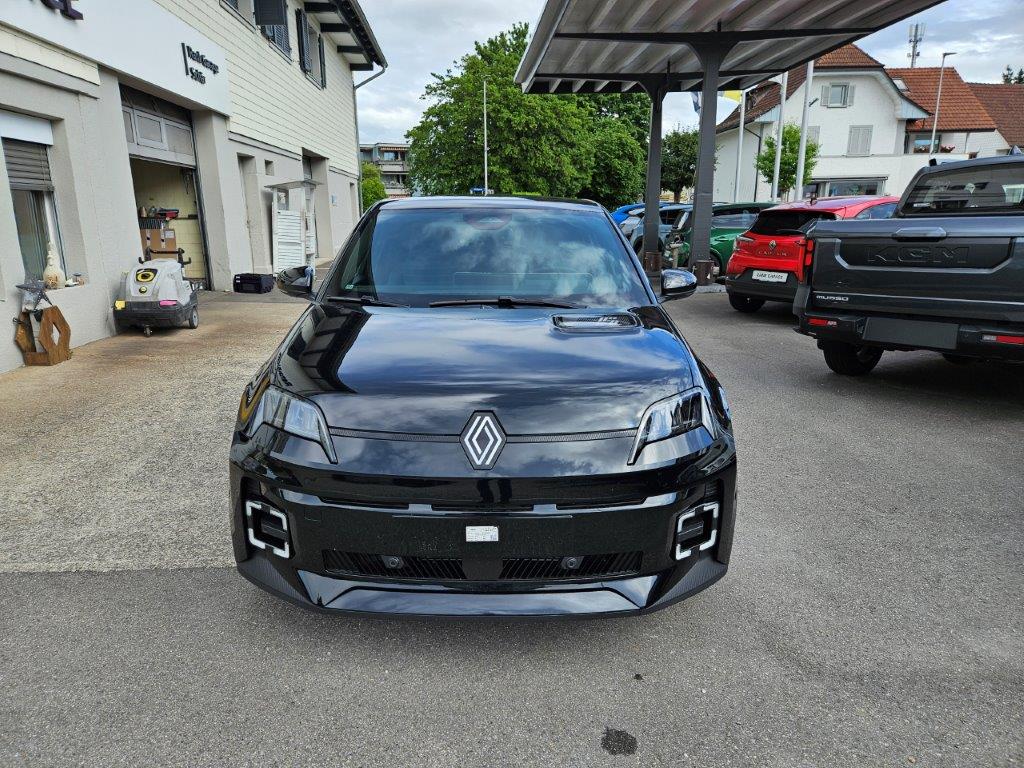 RENAULT R5 E-Tech Comfort Range techno-showroom-element-1