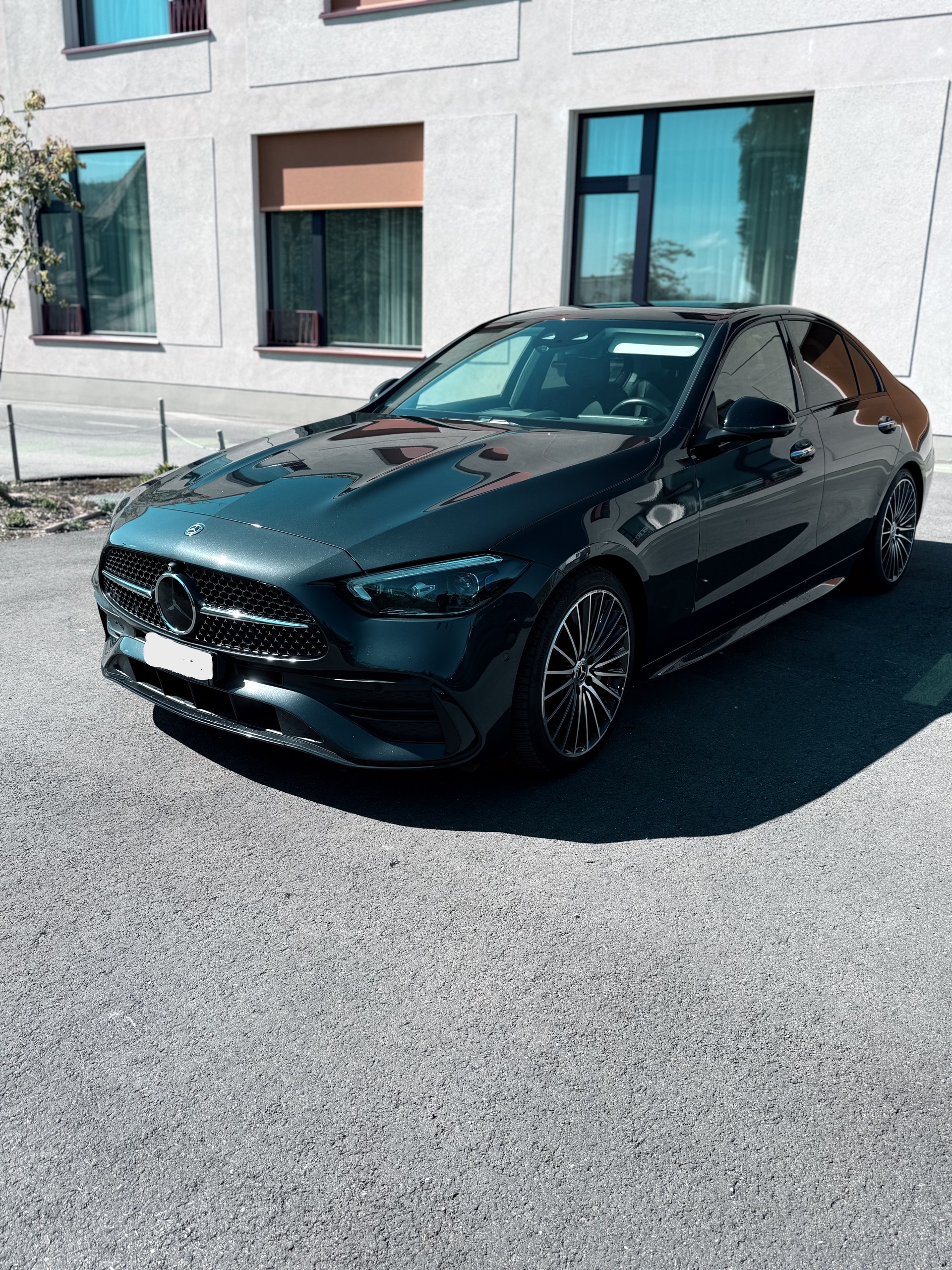 MERCEDES-BENZ C 200 AMG Line 4matic - Frisch ab MFK-image-1
