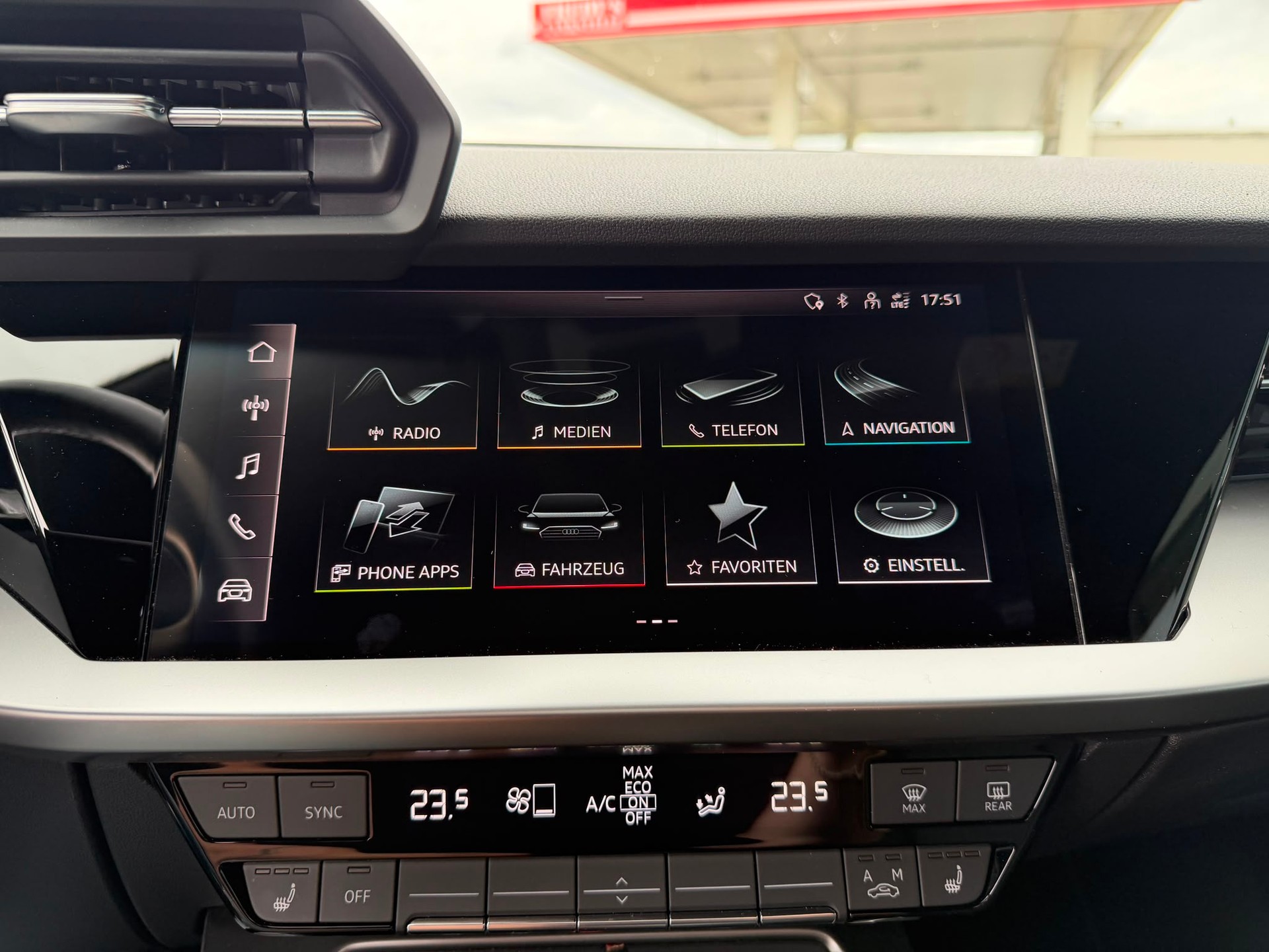 AUDI A3 Sportback 35 TFSI advanced S-tronic-image-15
