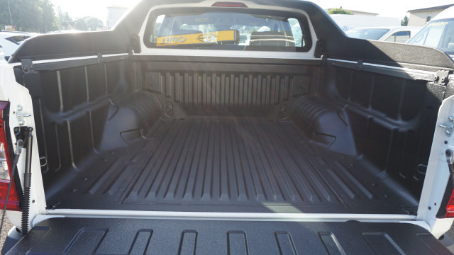 MAXUS T60 Max 2.0TDI 4x4 Automa-image-6