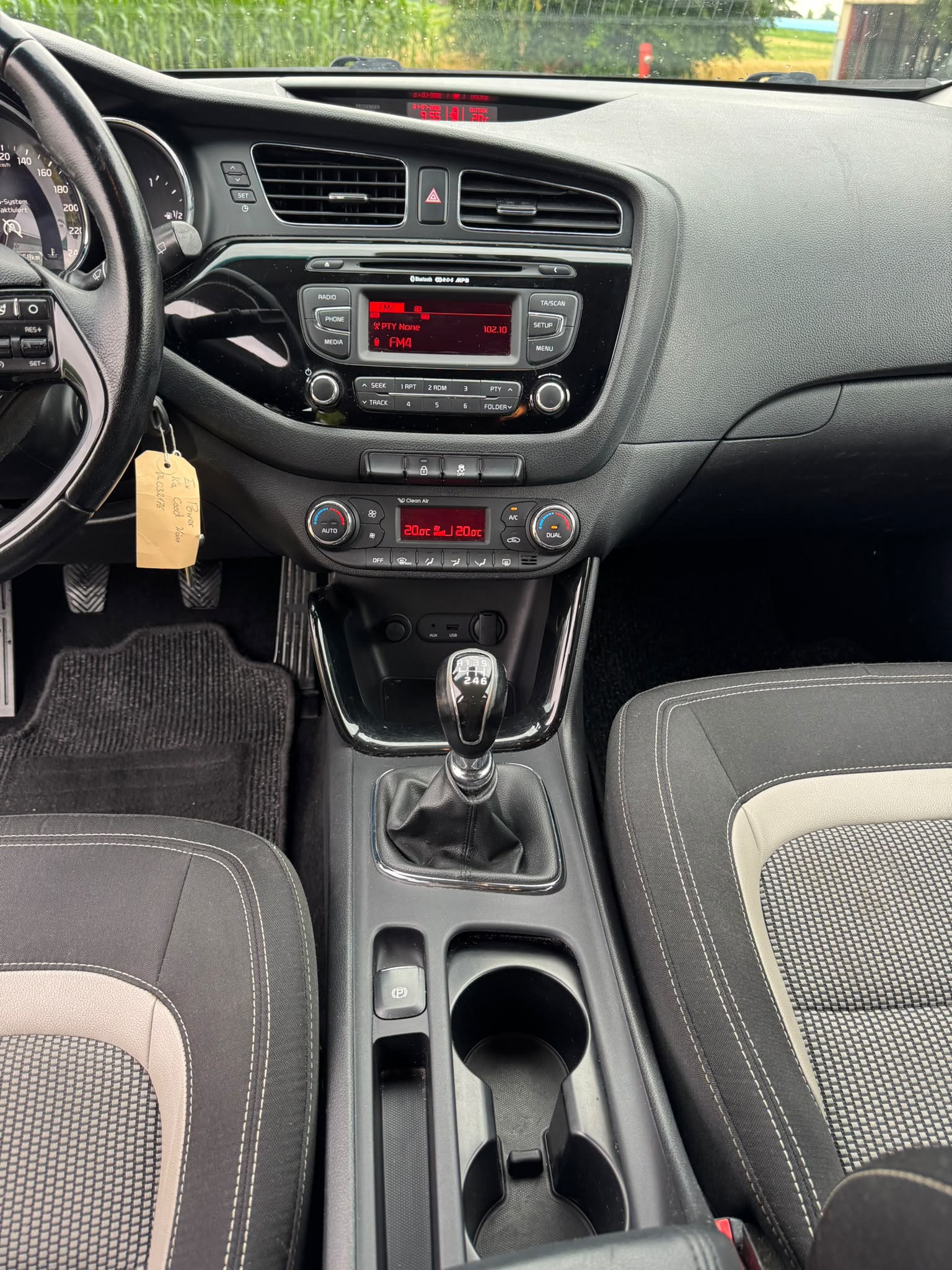 KIA Cee'd Sportswagon 1.6-image-10