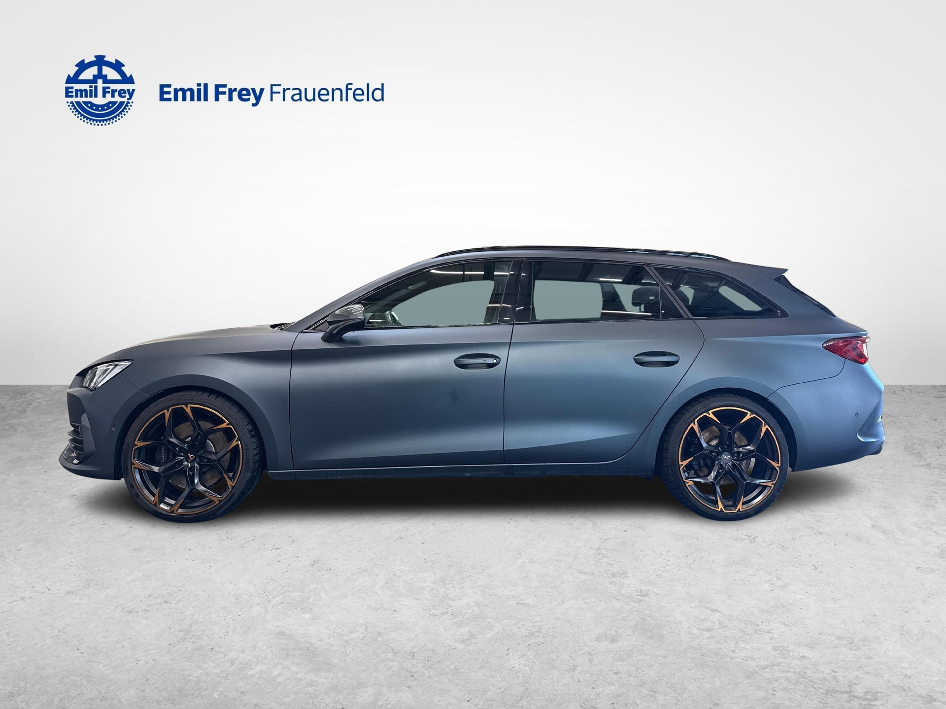 CUPRA Leon ST 2.0 TSI 310 VZ 4Drive DSG-showroom-element-1