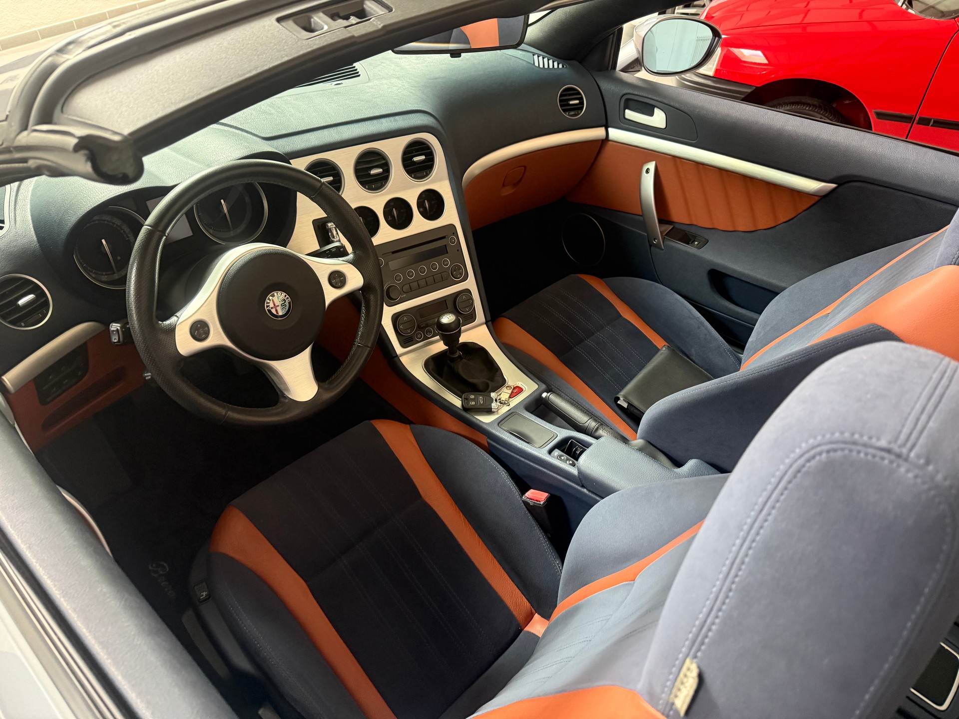 ALFA ROMEO Spider 2.4 JTD-image-9