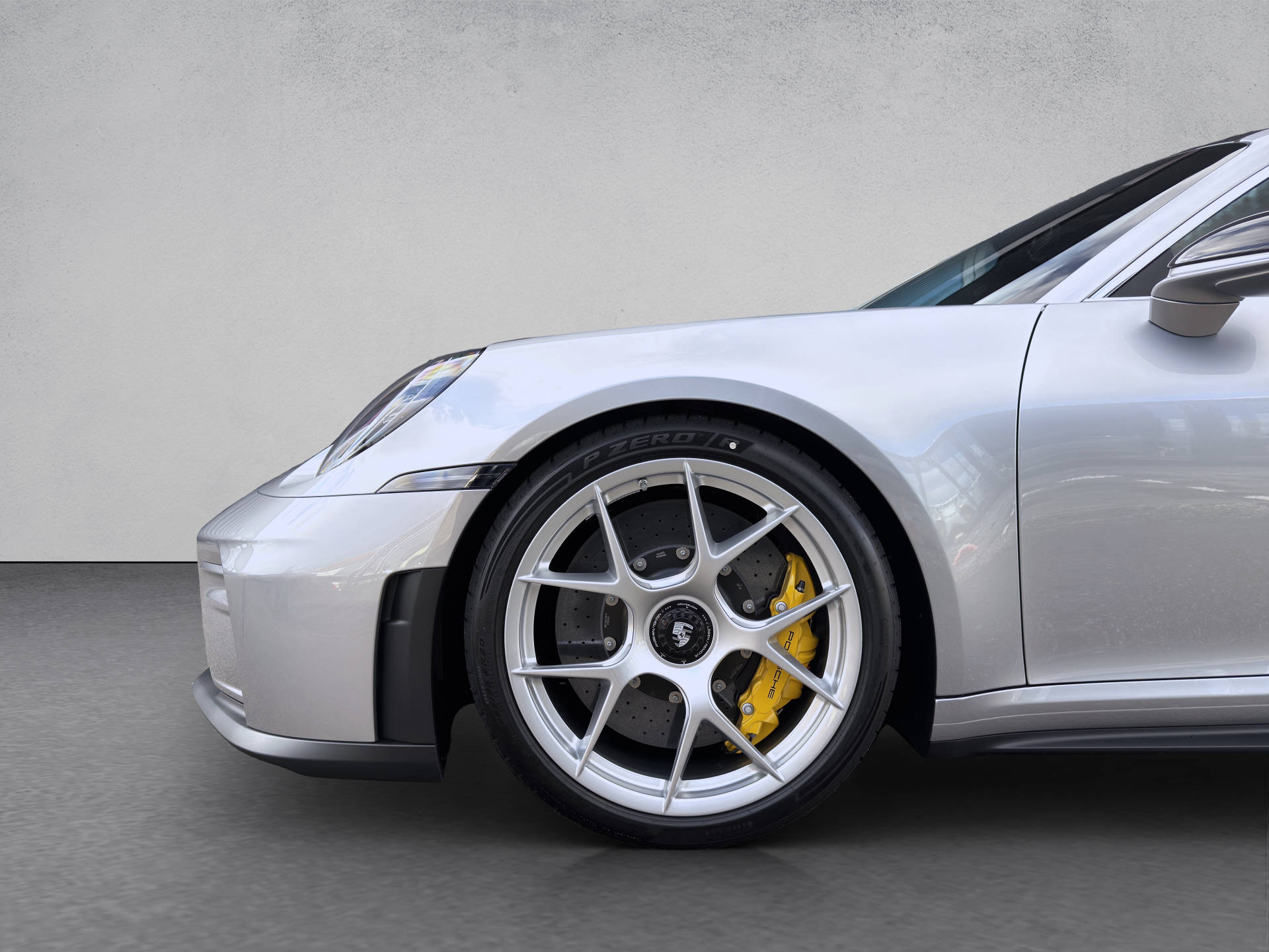 PORSCHE 911 GT3 mit Touring-Paket-image-15