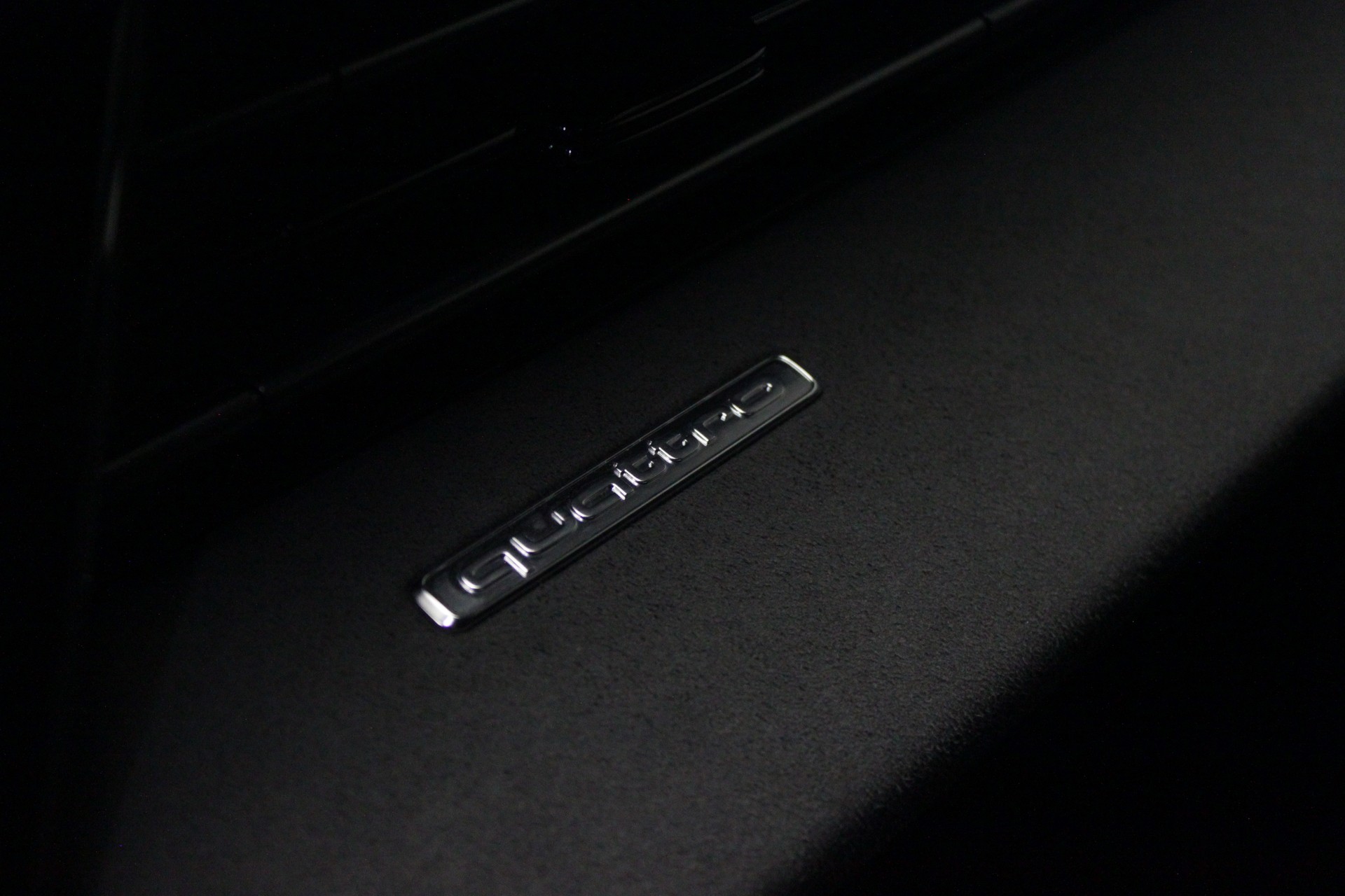 AUDI RS3 Sportback 2.5 TSI quattro S-tronic-image-17