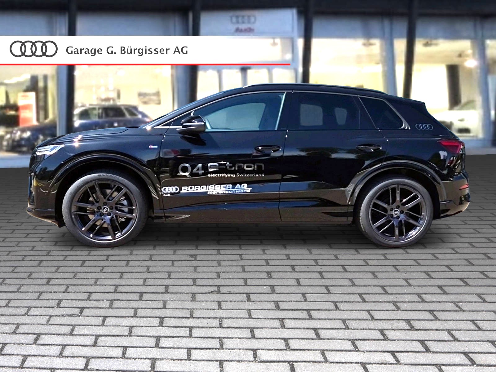 AUDI Q4 e-tron SUV quattro performance Mythosschwarz Metallic-showroom-element-2