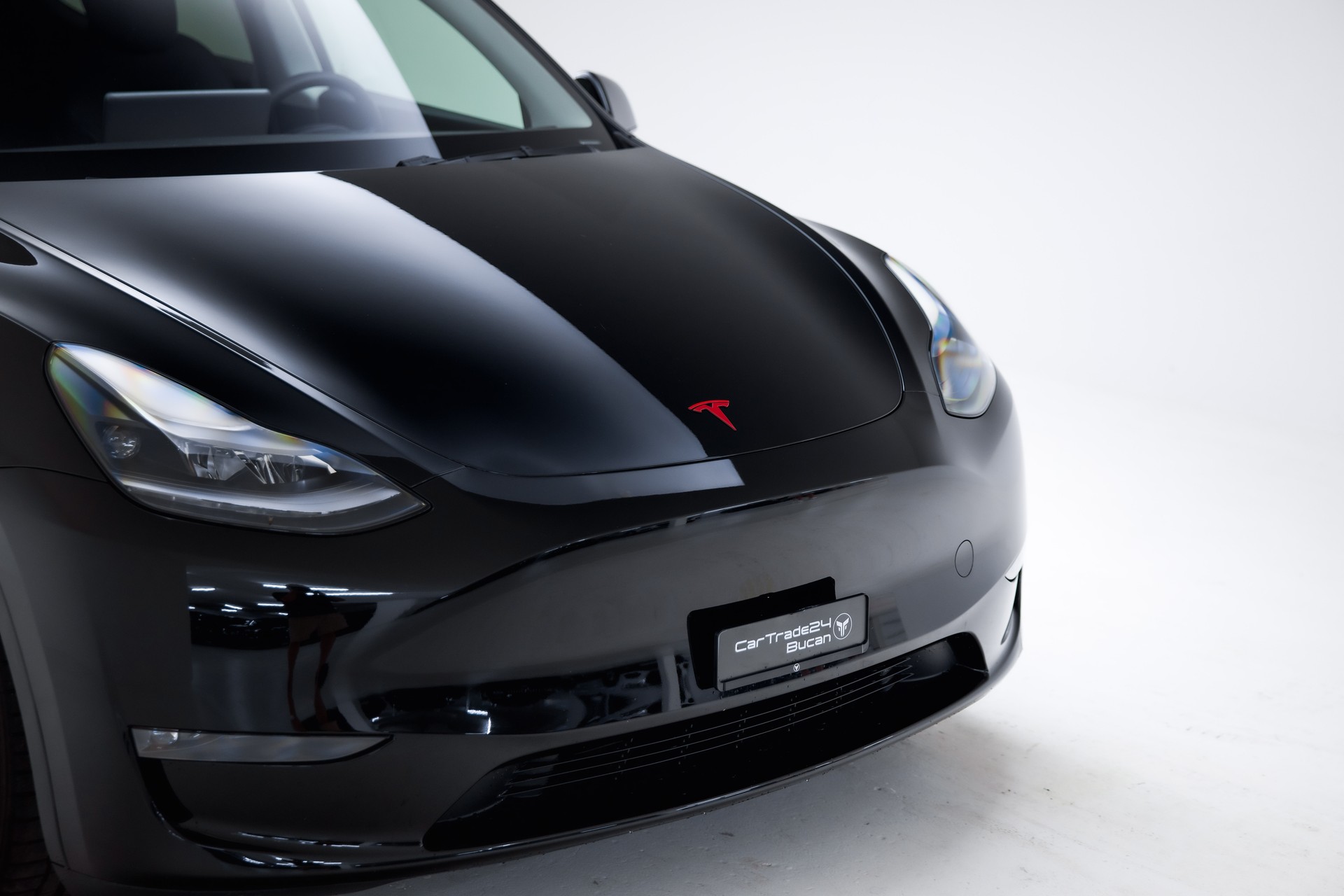 TESLA Model Y Long Range-image-12