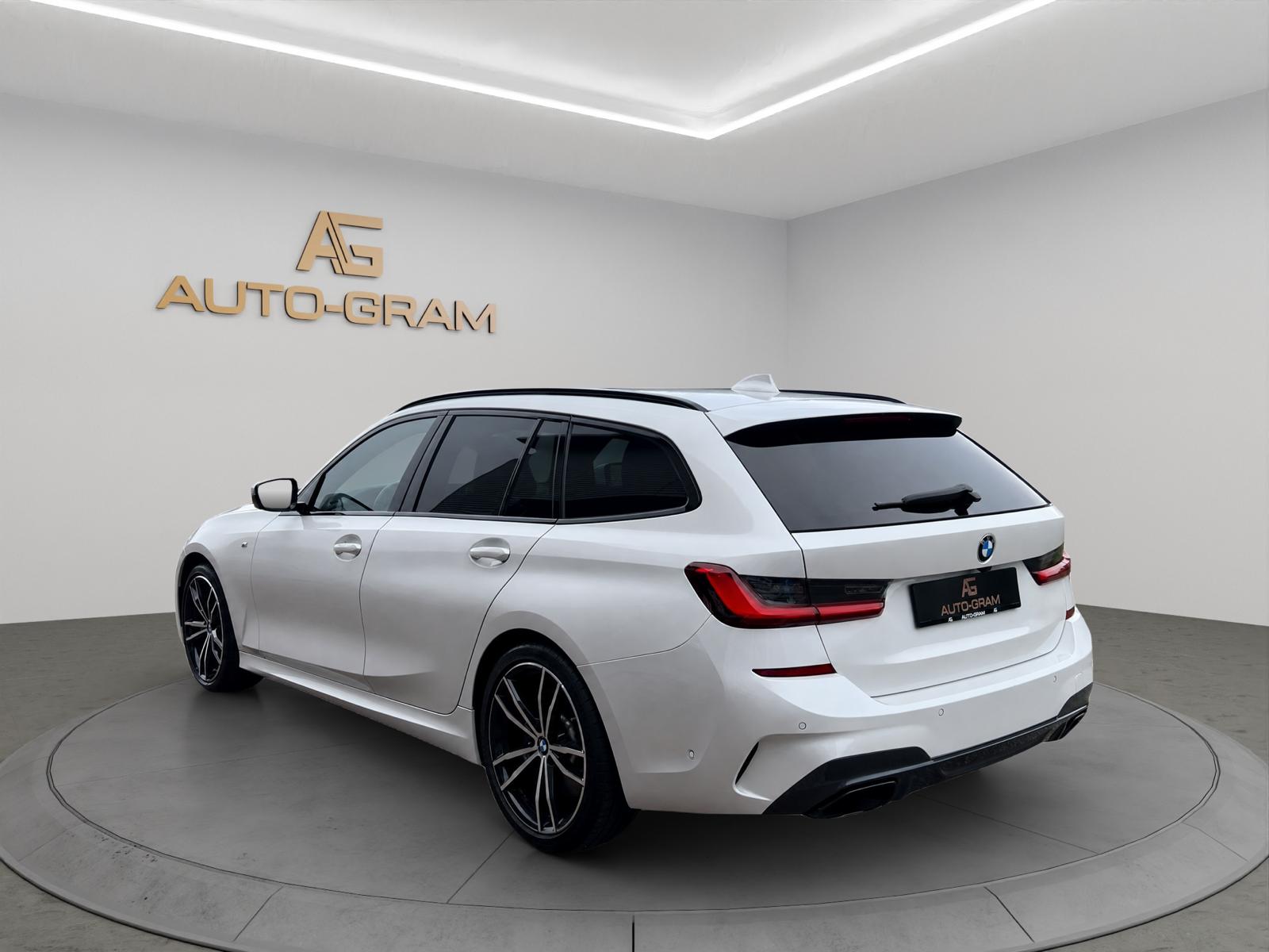 BMW M340i xDriveTouring Steptronic M Sport-showroom-element-2