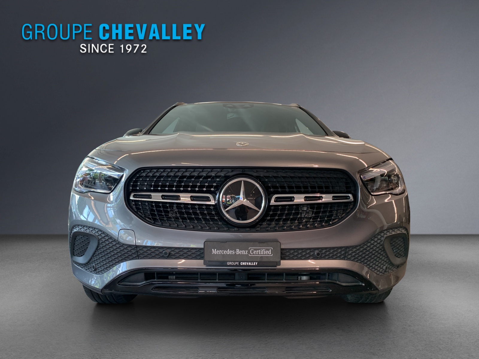 MERCEDES-BENZ GLA 250 Progressive4Matic-showroom-element-1