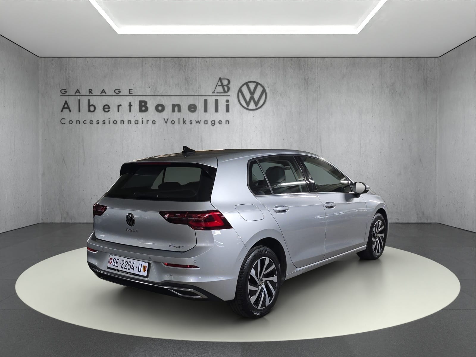 VW Golf 1.4 TSI PHEV Style-showroom-element-2