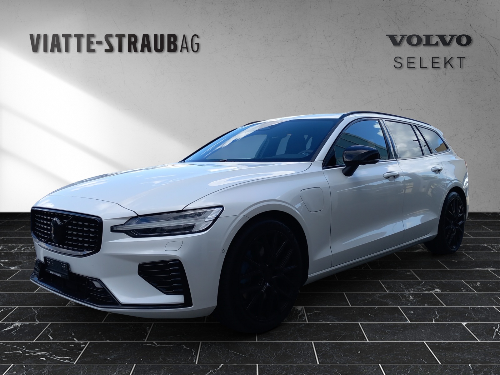 VOLVO V60 2.0 T6 TE Ultimate Dark eAWD