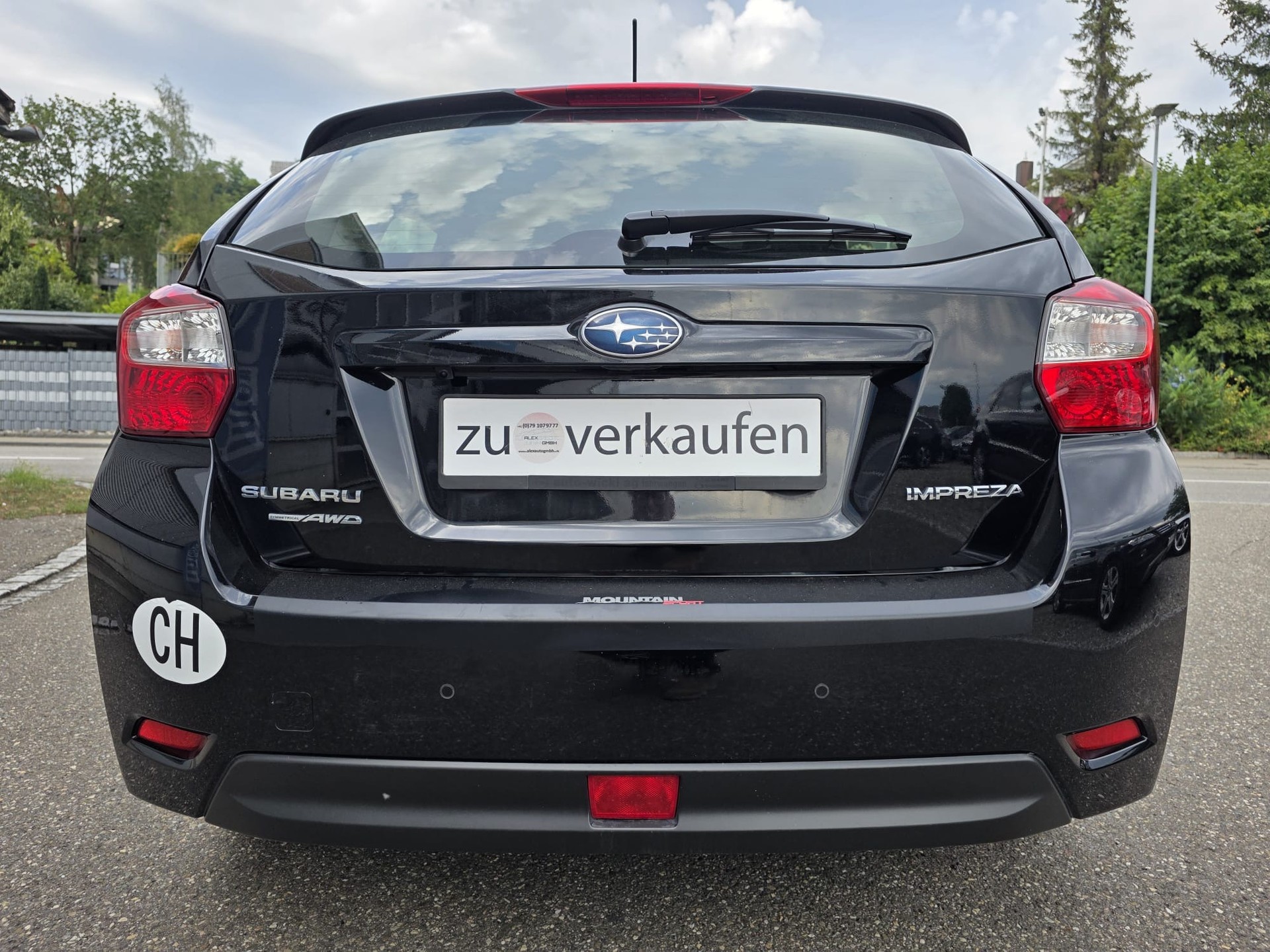 SUBARU Impreza 1.6 Swiss two-image-4