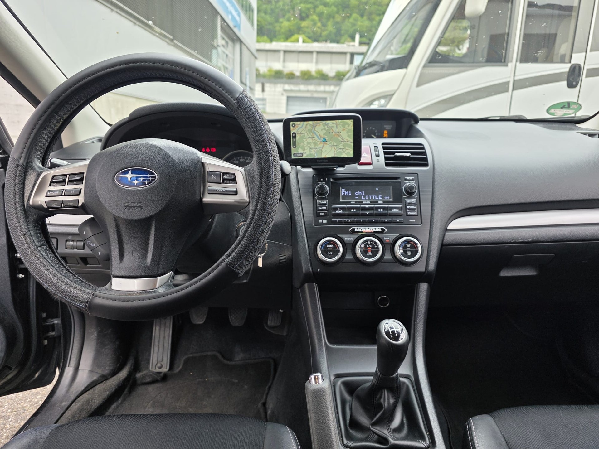SUBARU Impreza 1.6 Swiss two-image-6