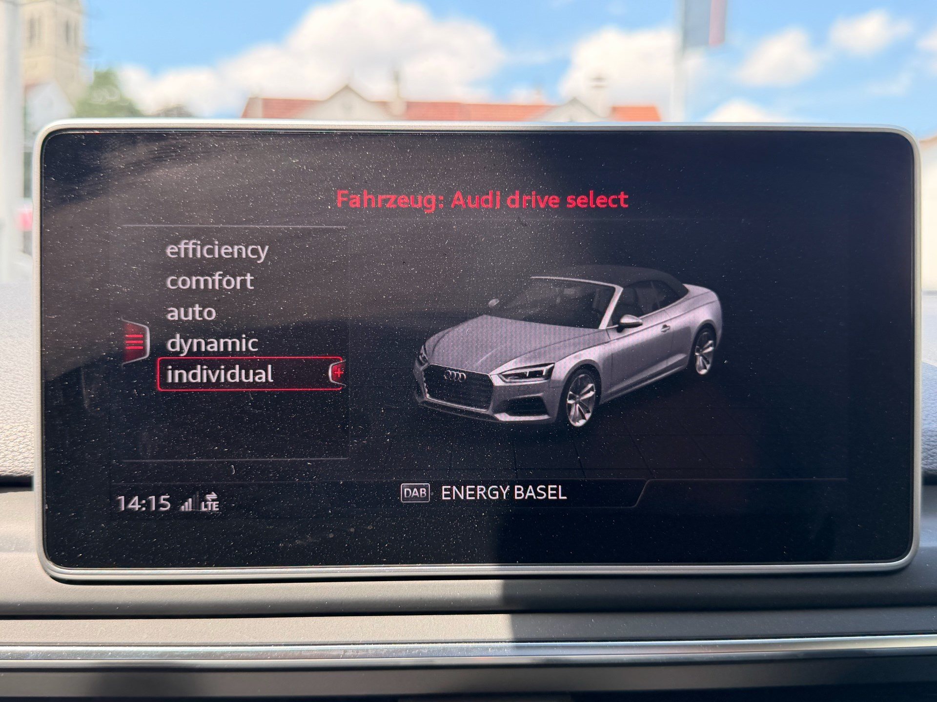 AUDI S5 Cabriolet 3.0 TFSI quattro *** TOPAUSSTATTUNG & WINTERRÄDER ***-image-14