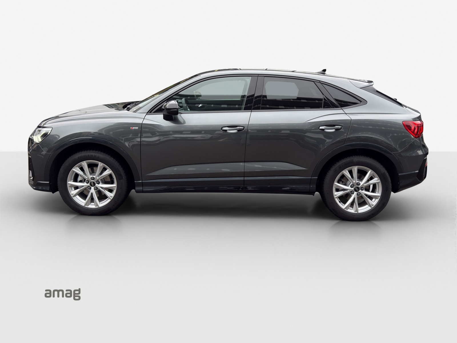 AUDI Q3 Sportback 35 TFSI S line Attraction S-tronic-showroom-element-1