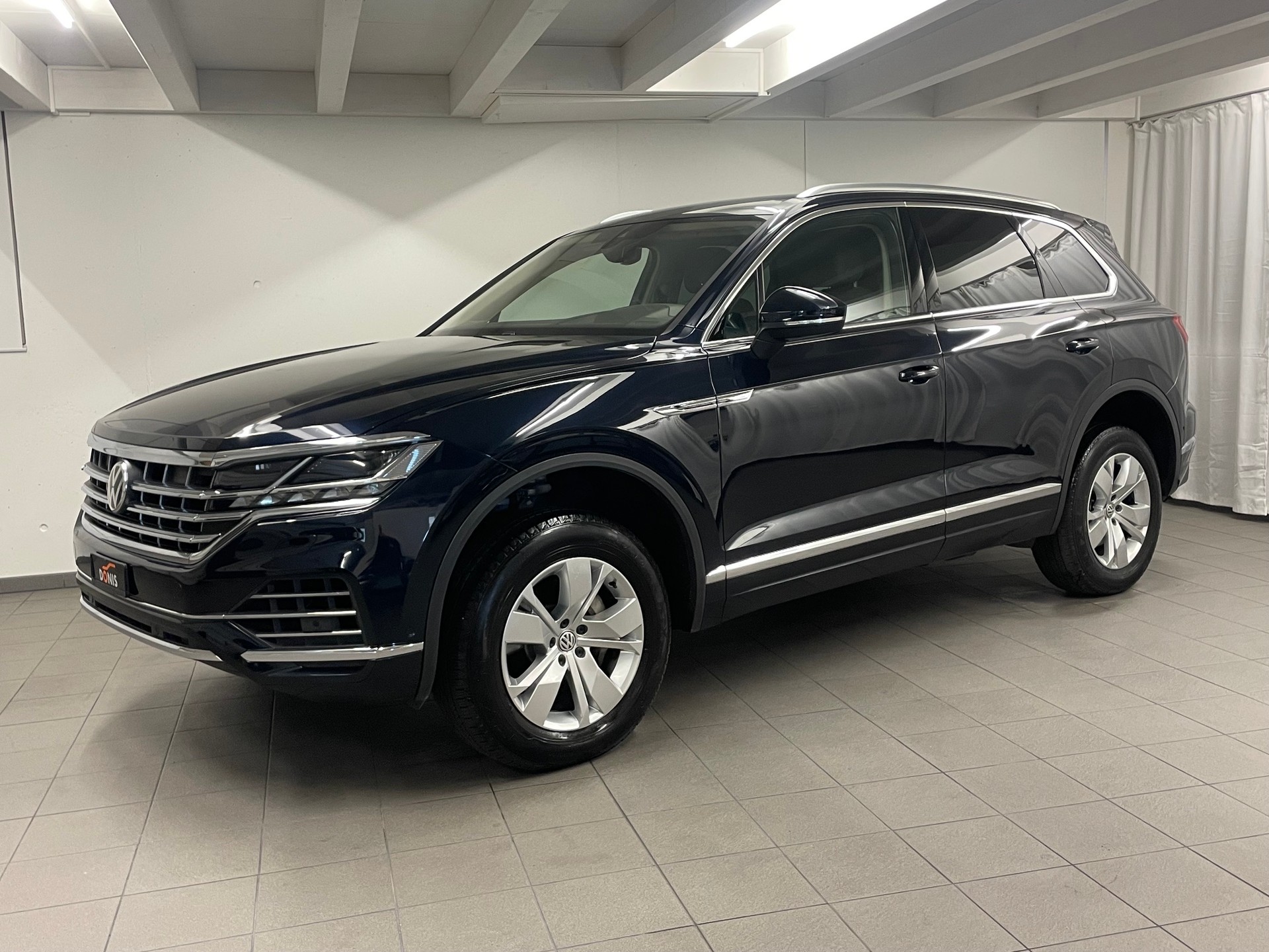 VW Touareg 3.0 TDI Atmosphere Tiptronic-image-3