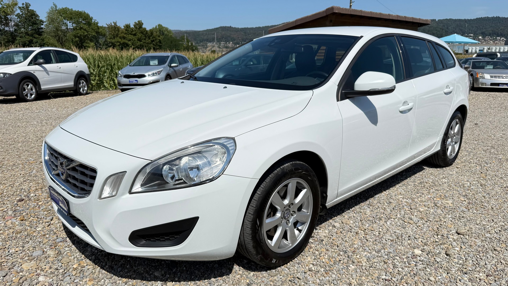 VOLVO V60 T4 Kinetic Powershift