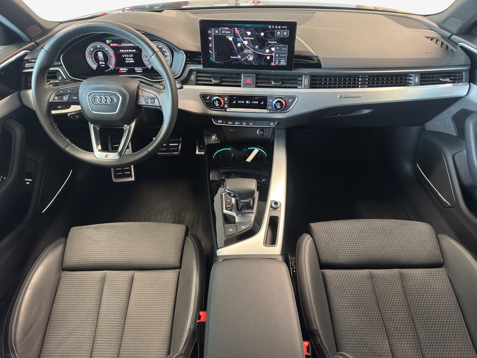 AUDI A4 Avant 40 TDI S line Attraction quattro S-tronic-image-8