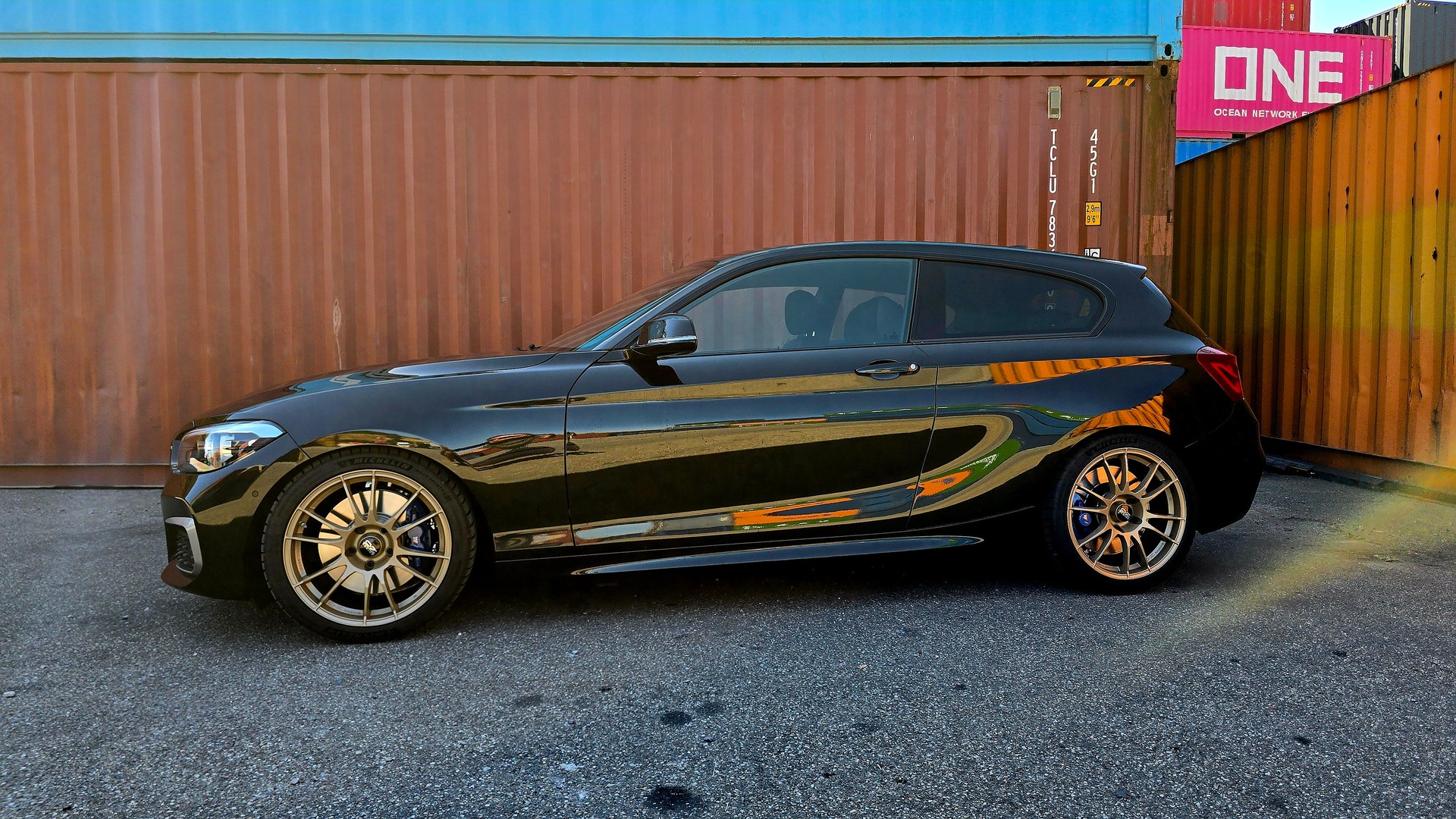 BMW M140i xDrive-image-2