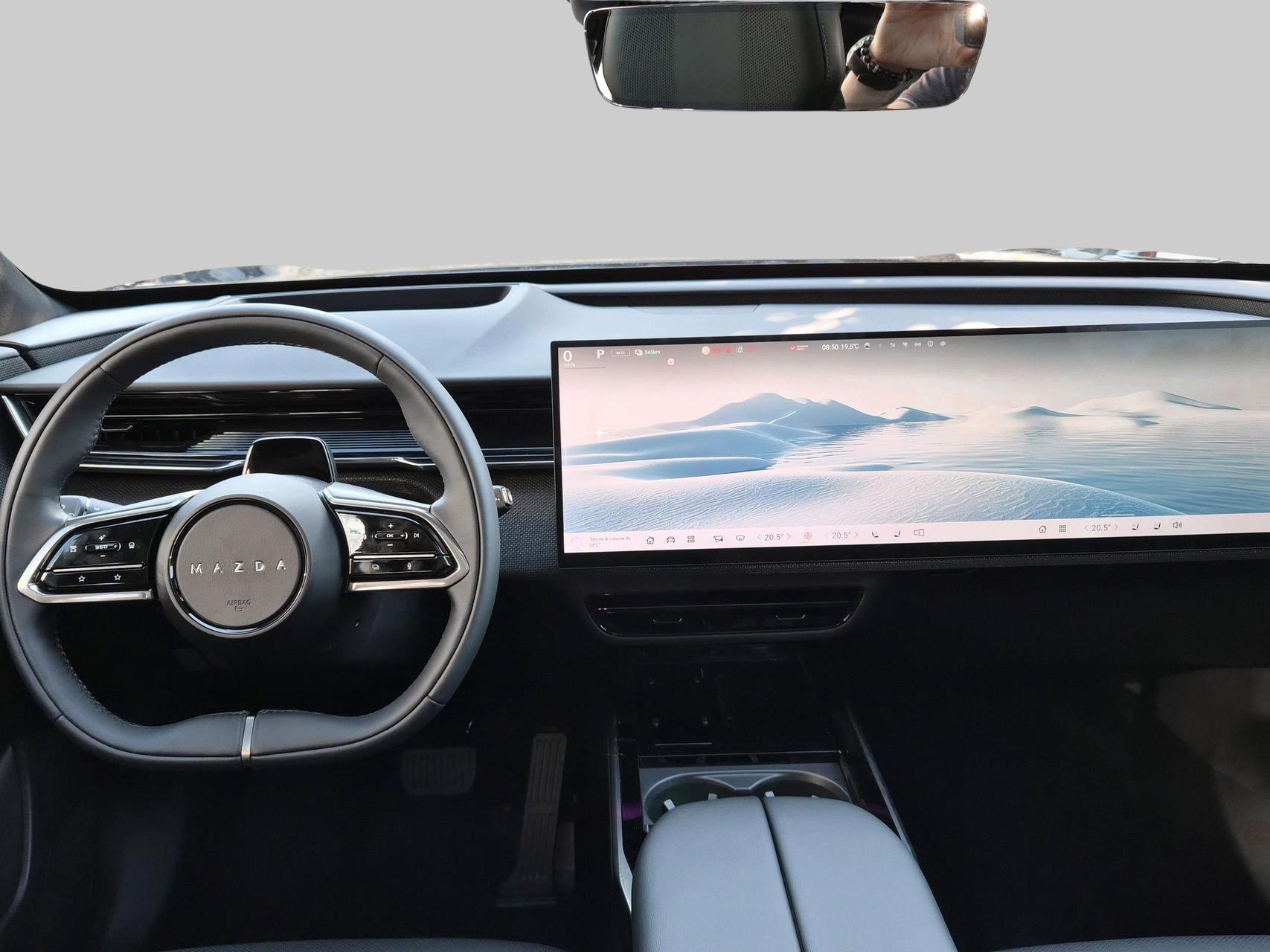 MAZDA CX-6e-image-9