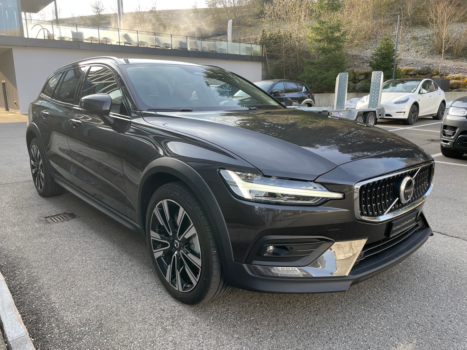 VOLVO V60 Cross Country B5 Mild Hybrid Plus AWD Geartronic-showroom-element-2