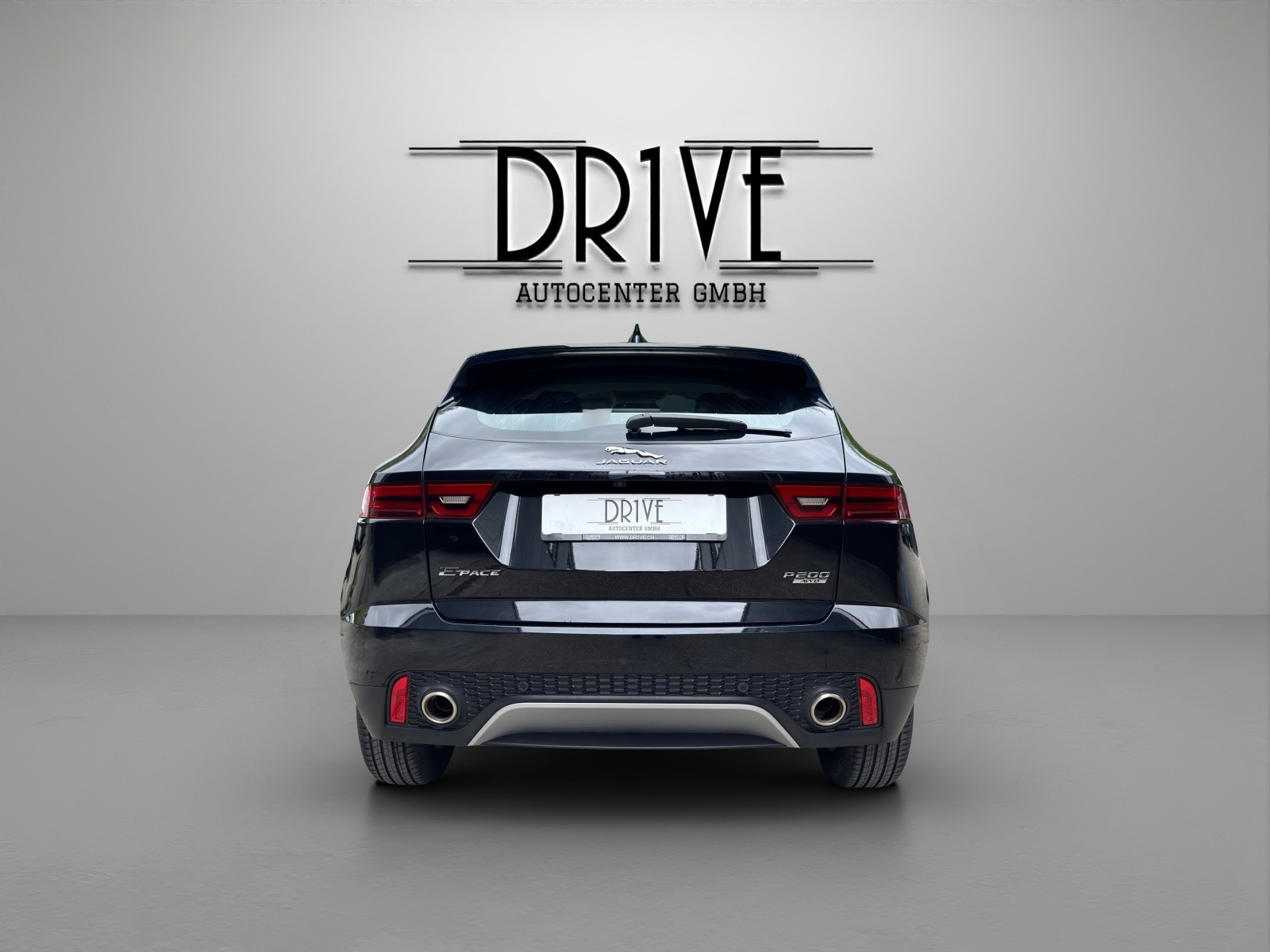 JAGUAR E-Pace P200 R-Dynamic AWD Automatik-image-5