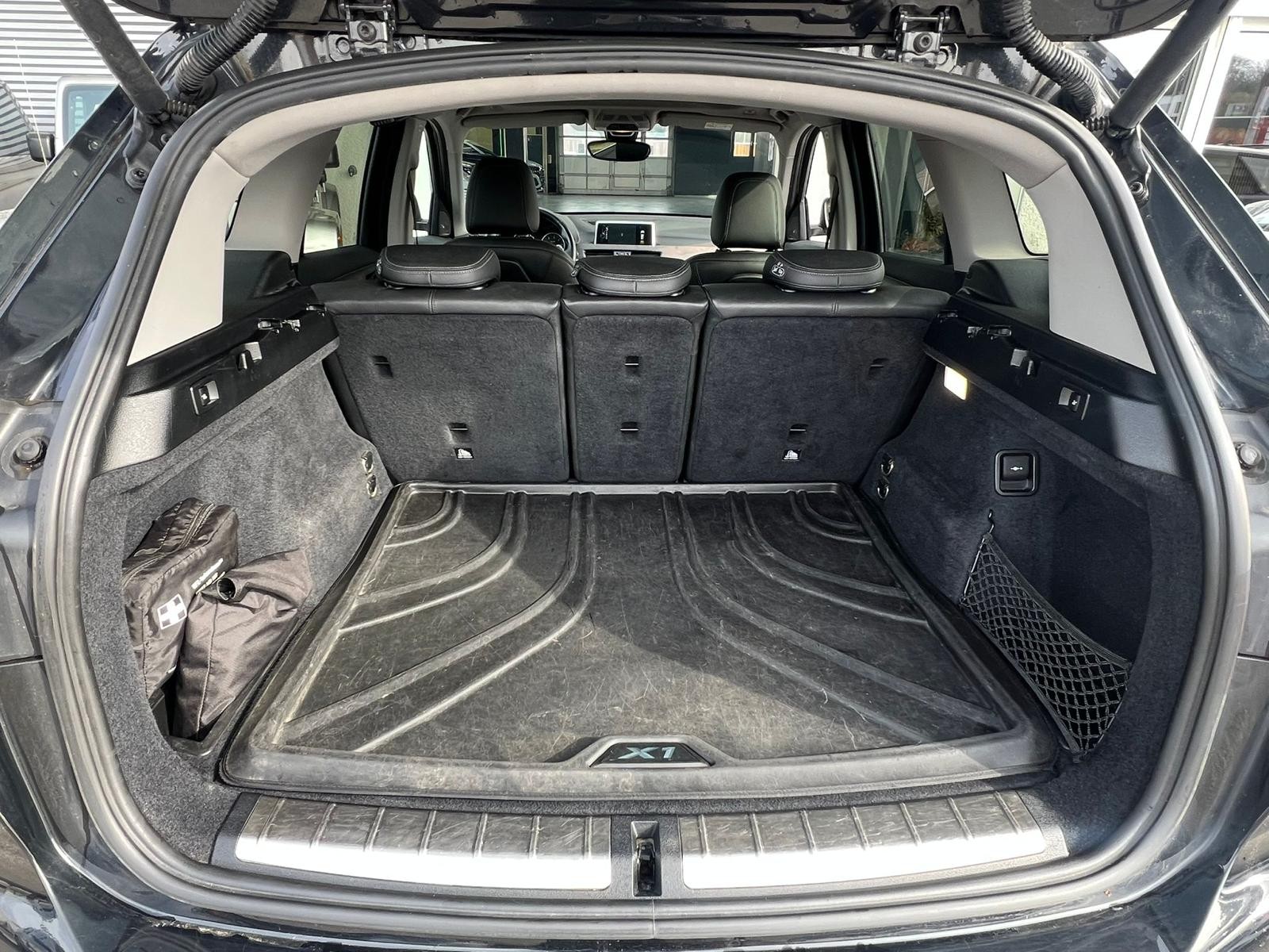 BMW X1 xDrive 25d xLine Steptronic-image-18