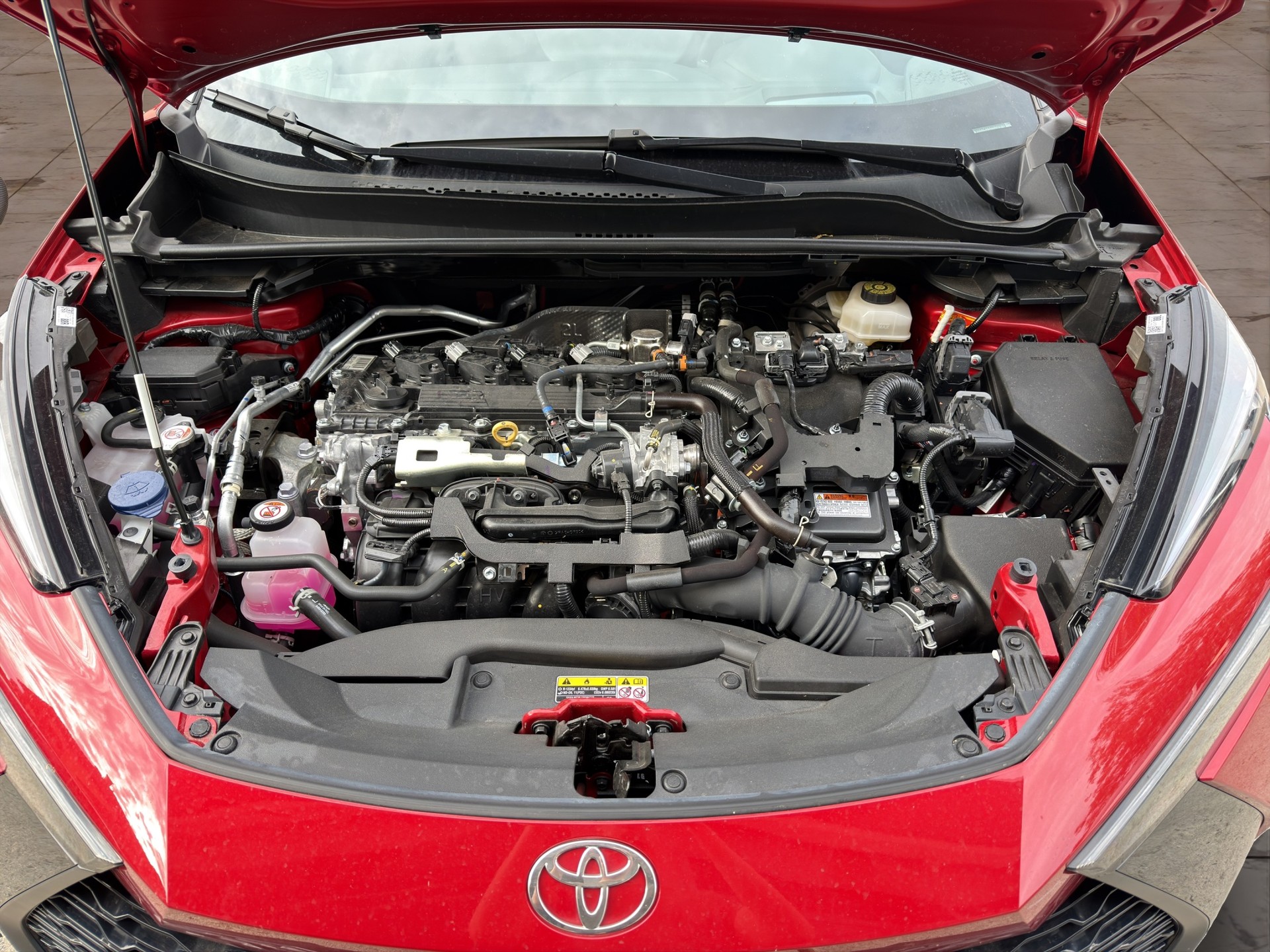 TOYOTA C-HR 2.0 HSD CVT Style 4WD-image-19