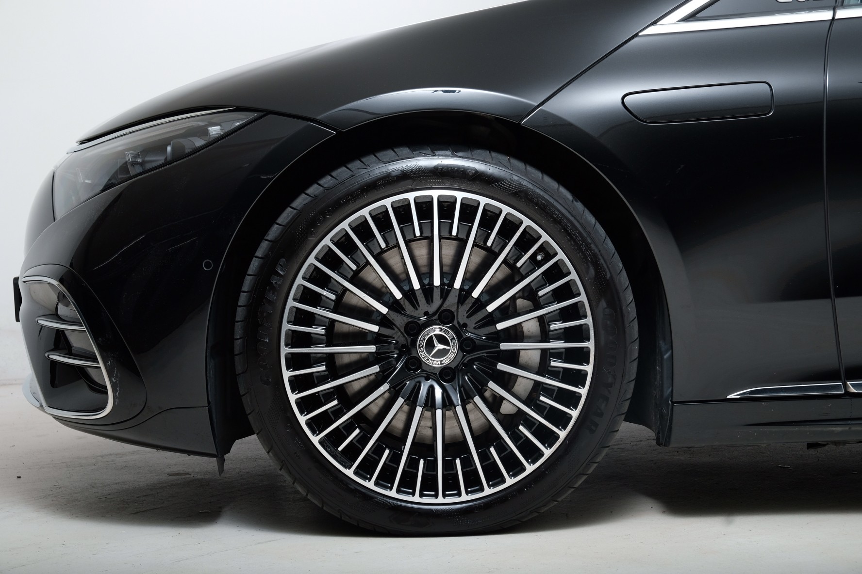 MERCEDES-BENZ EQS 580 4Matic V297-showroom-element-2
