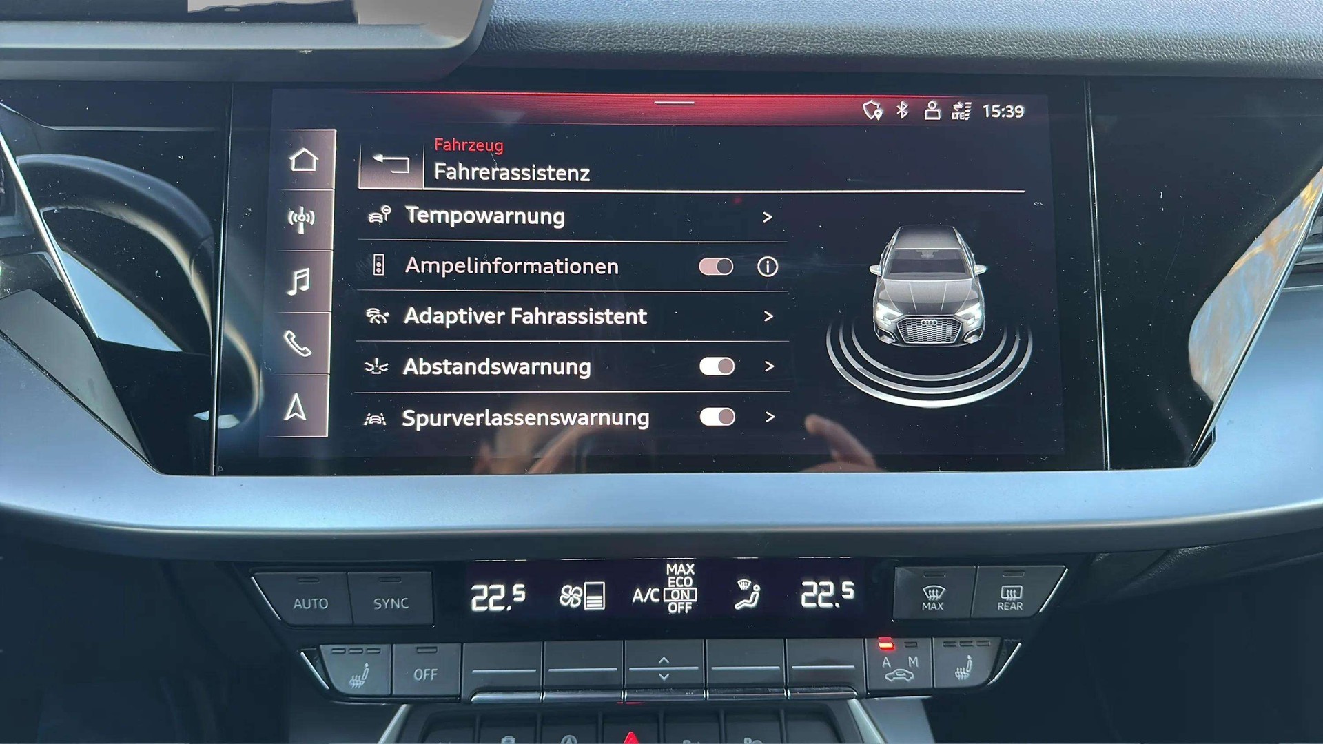 AUDI A3 Sportback 35 TFSI S line S-tronic mit 5J Werksgarantie oder 100000km-image-15