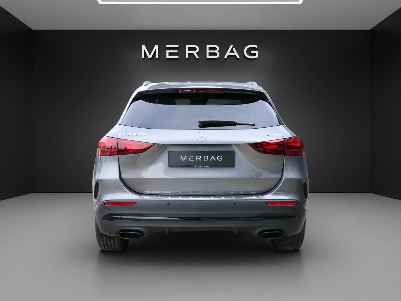 MERCEDES-BENZ GLA 250 4MATIC Swiss Star-image-3