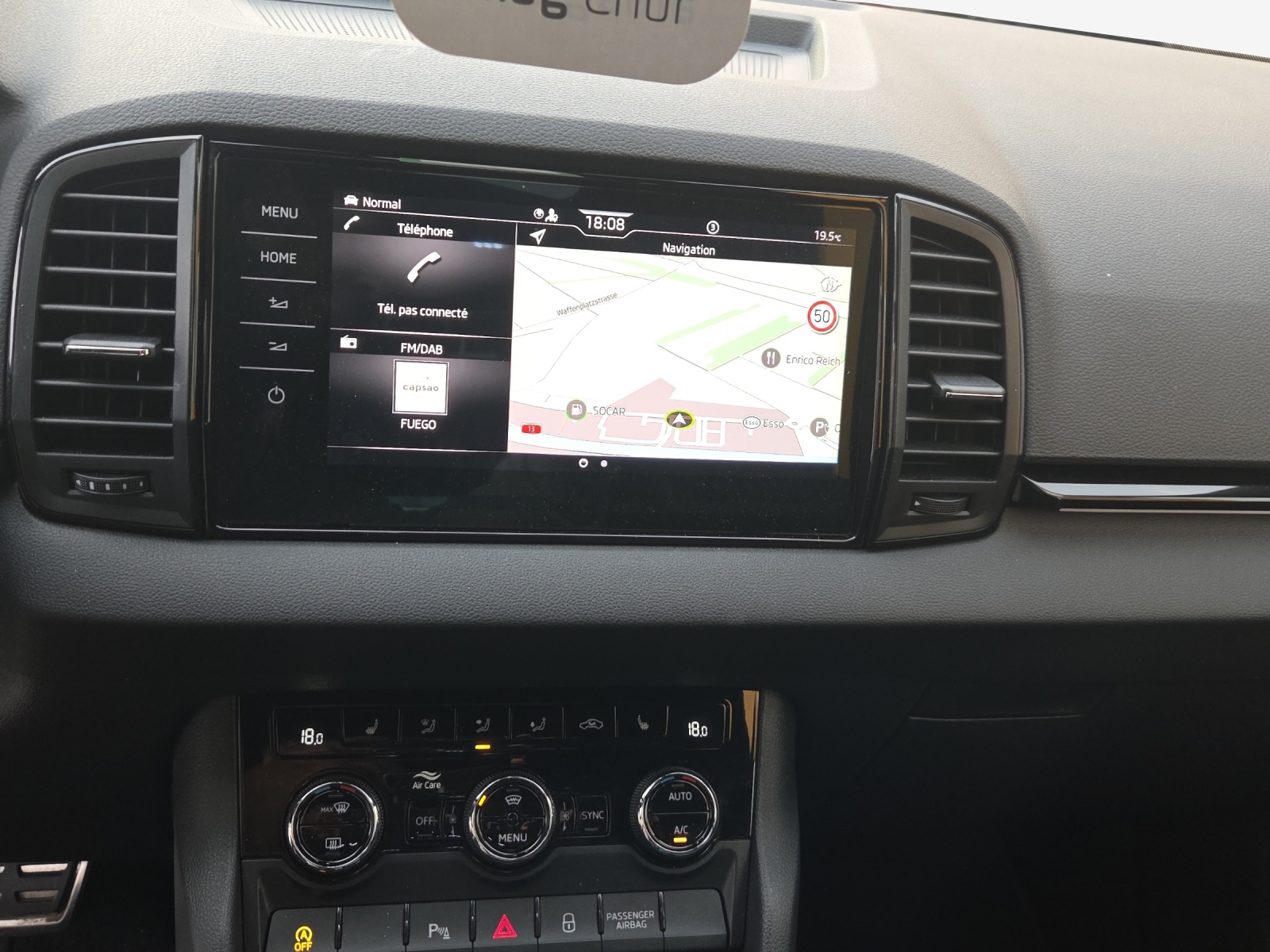 SKODA Karoq 2.0 TSI SportLine 4x4 DSG-image-10