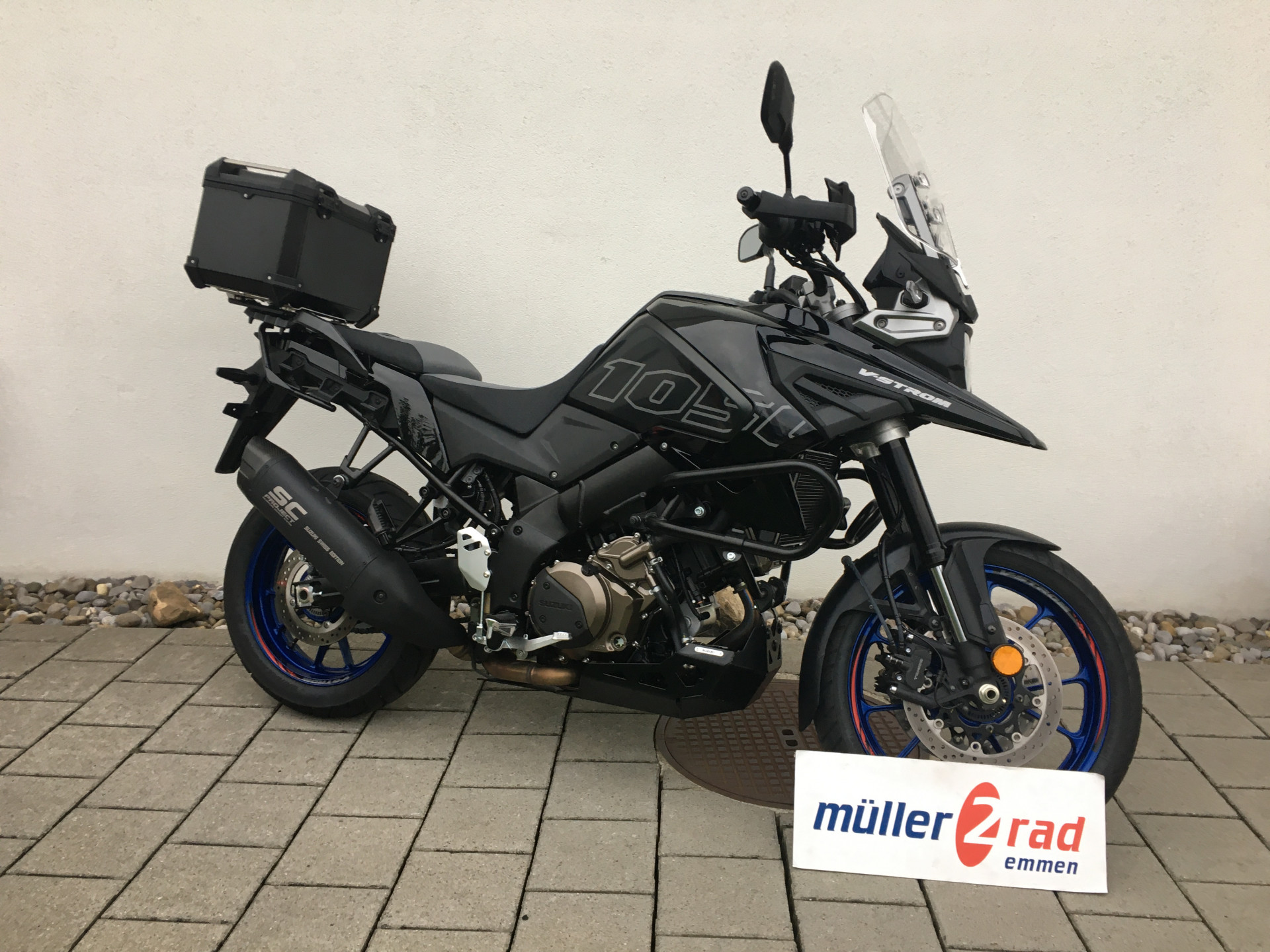 SUZUKI DL 1050 A V-Strom-image-0