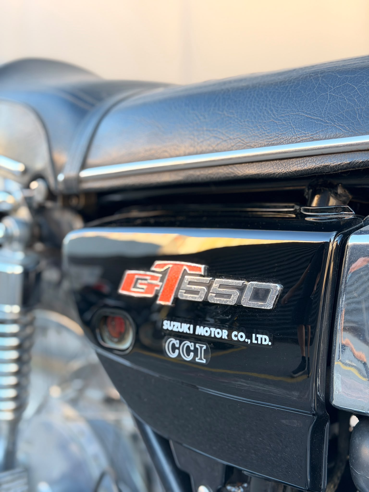 SUZUKI SUZUKI GT 550-image-7