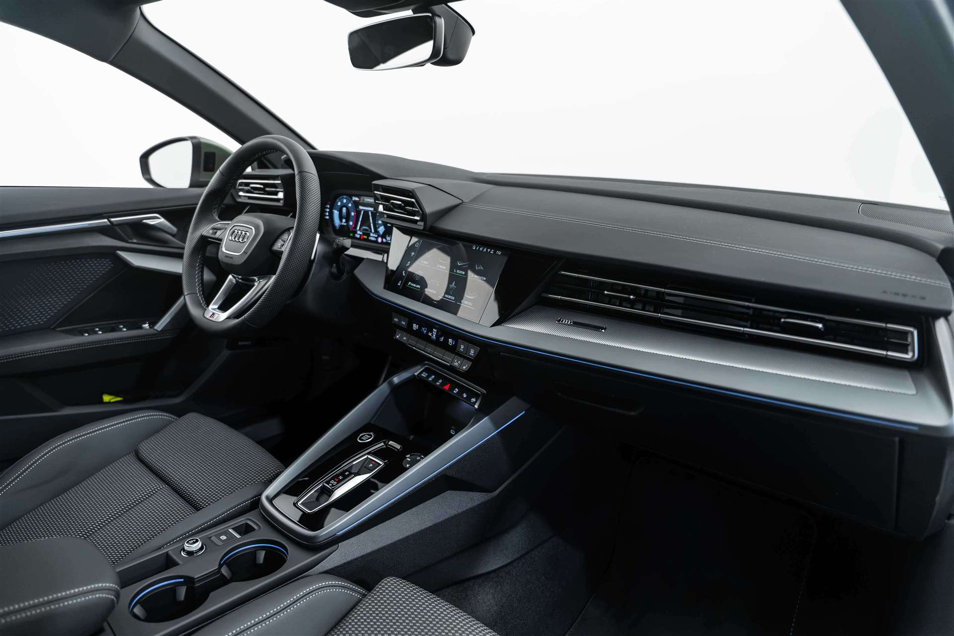 AUDI AUDI A3 Sportback 35 TDi S-Line S-Tronic Automat-image-10