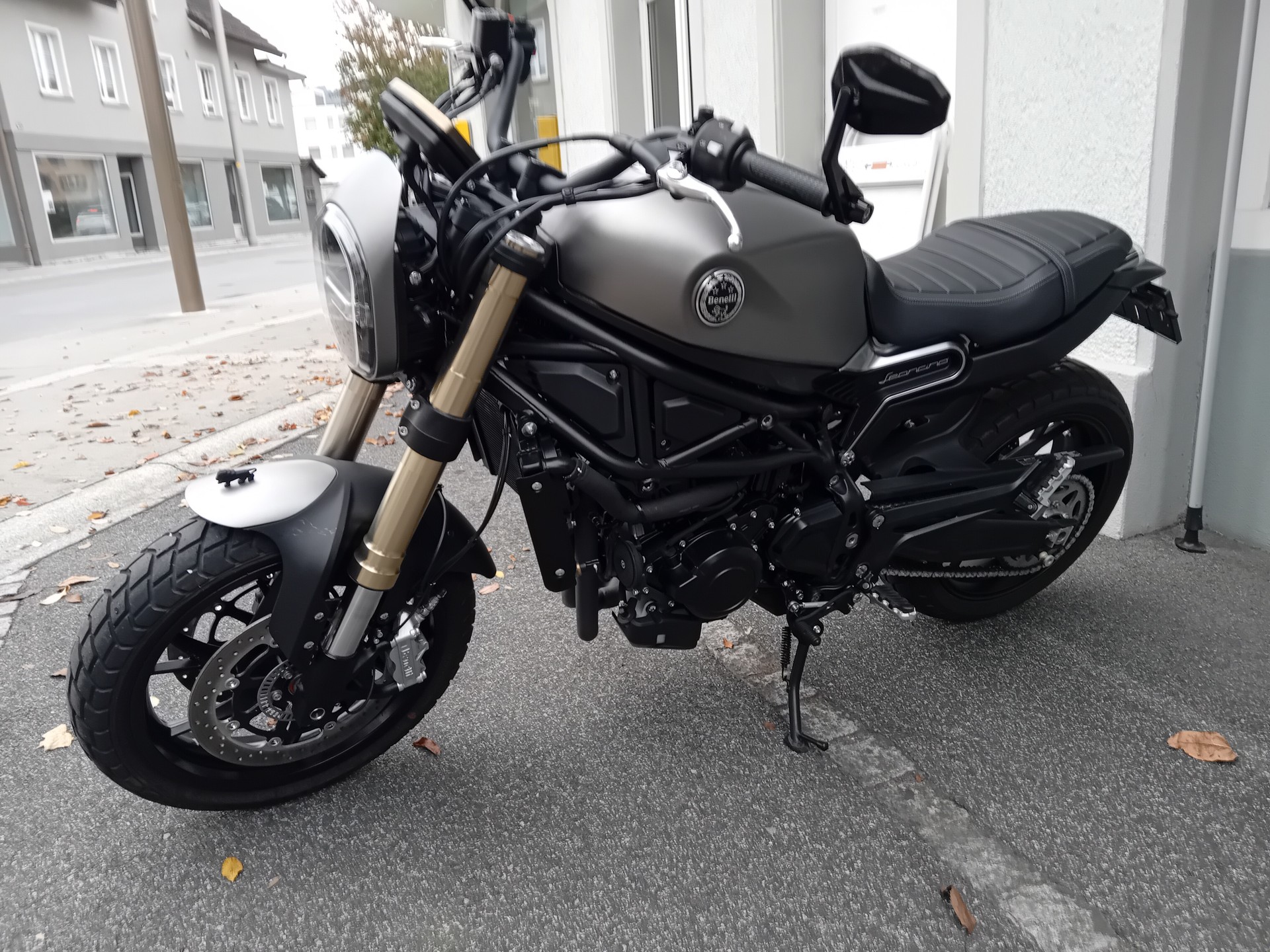BENELLI Leoncino 800-image-1