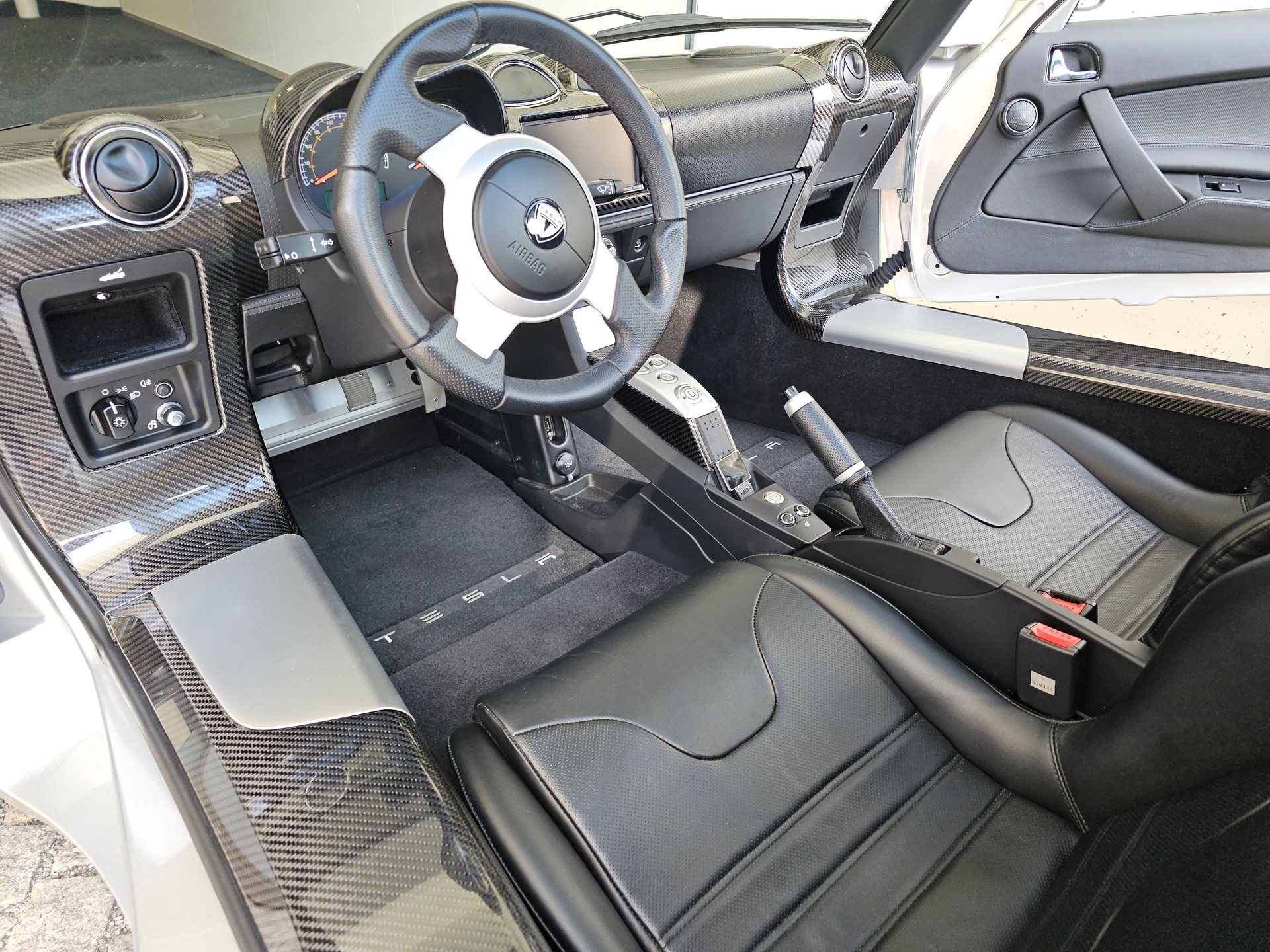 TESLA Roadster Sport-image-5