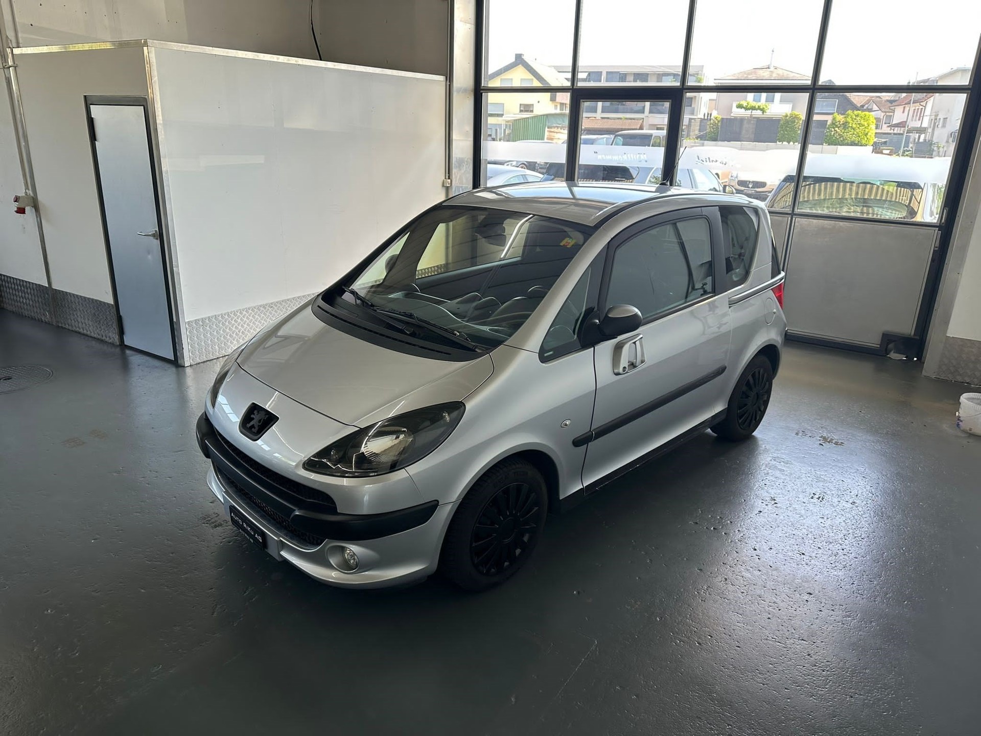 PEUGEOT 1007 1.6 Edition-showroom-element-3