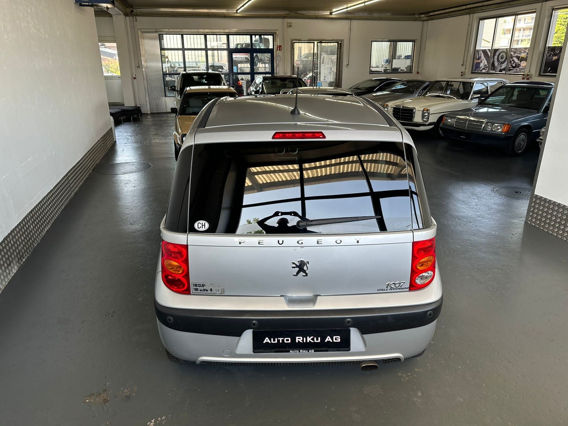PEUGEOT 1007 1.6 Edition-image-8