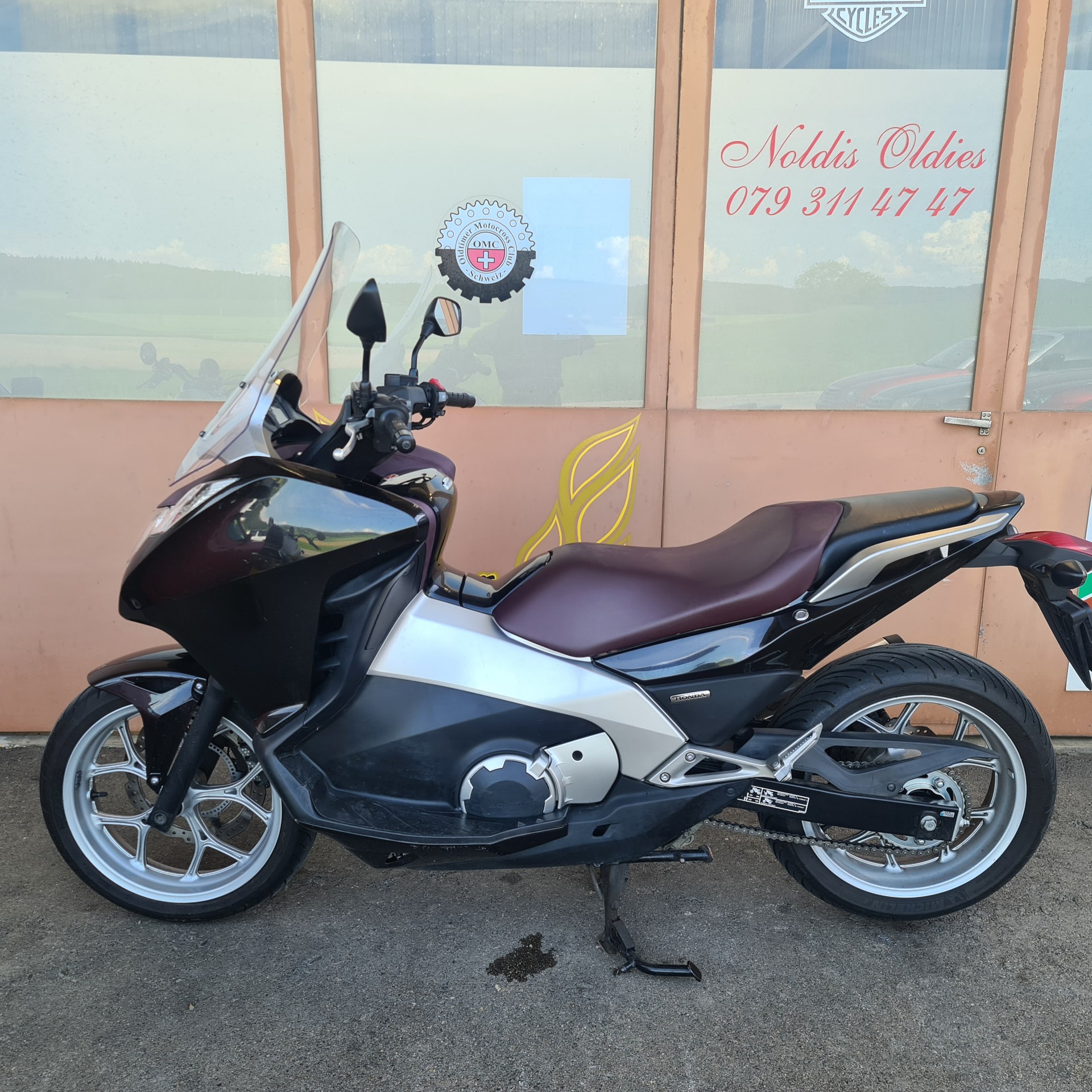 HONDA NC 700 D Integra ABS-image-1